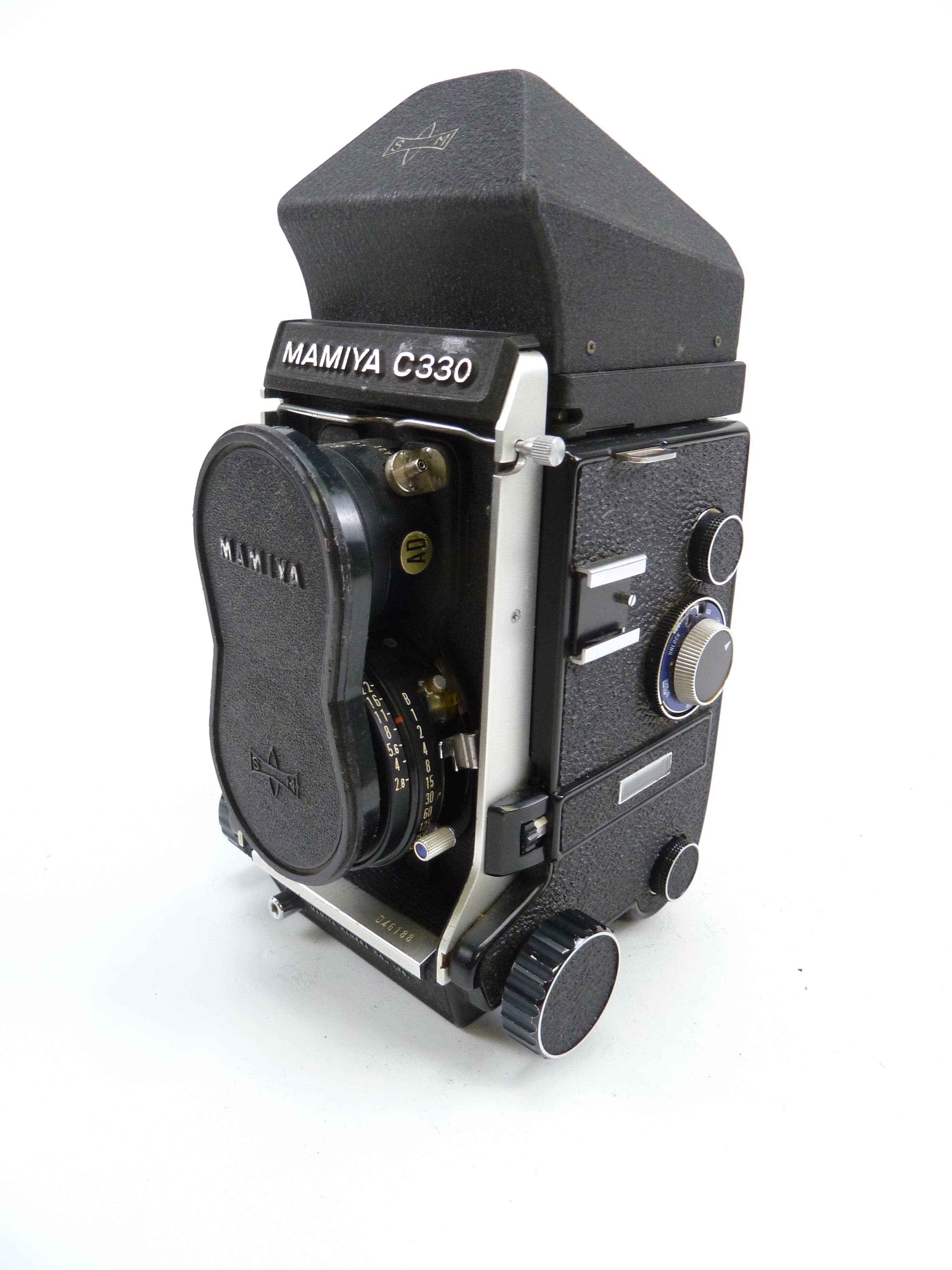 Mamiya C330 Camera Outfit with 80MM f2.8 Blue Dot Lens and Prism Finder