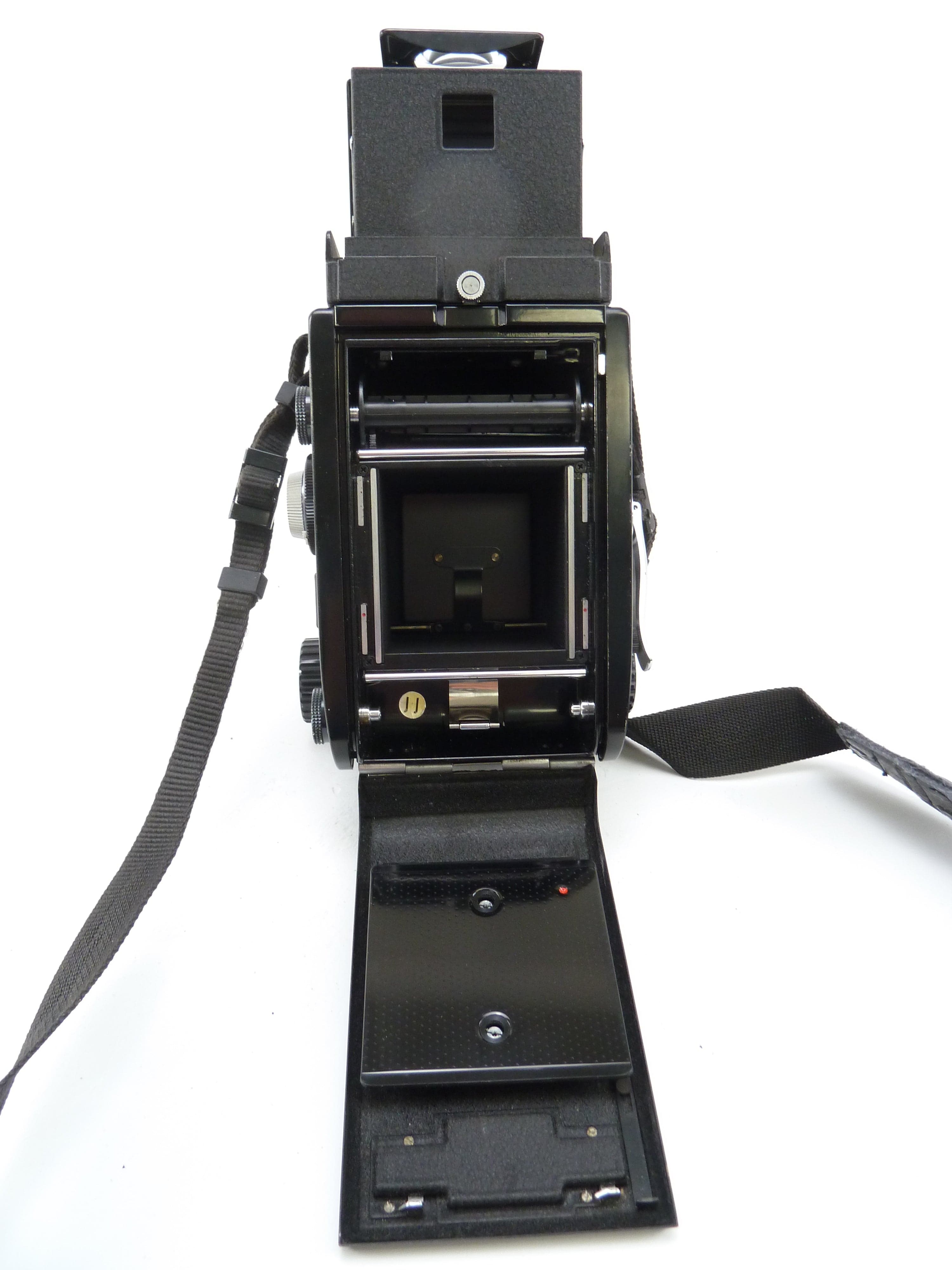 Mamiya C330 Kit with 80MM f2.8 Blue Dot Lens and Waist Level Finder