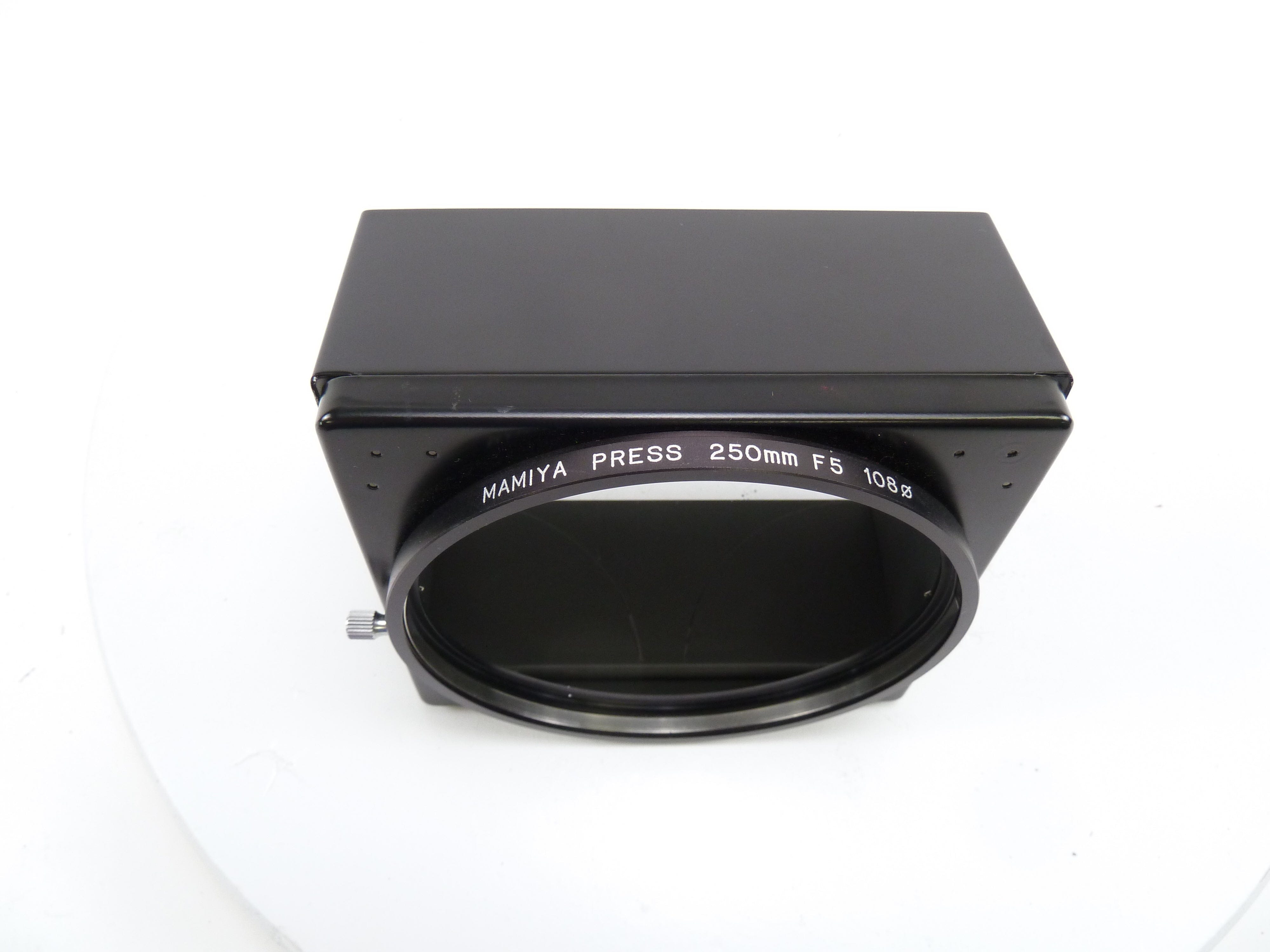 Mamiya Universal or Press Lens Hood for 250MM F5 Lens with Case