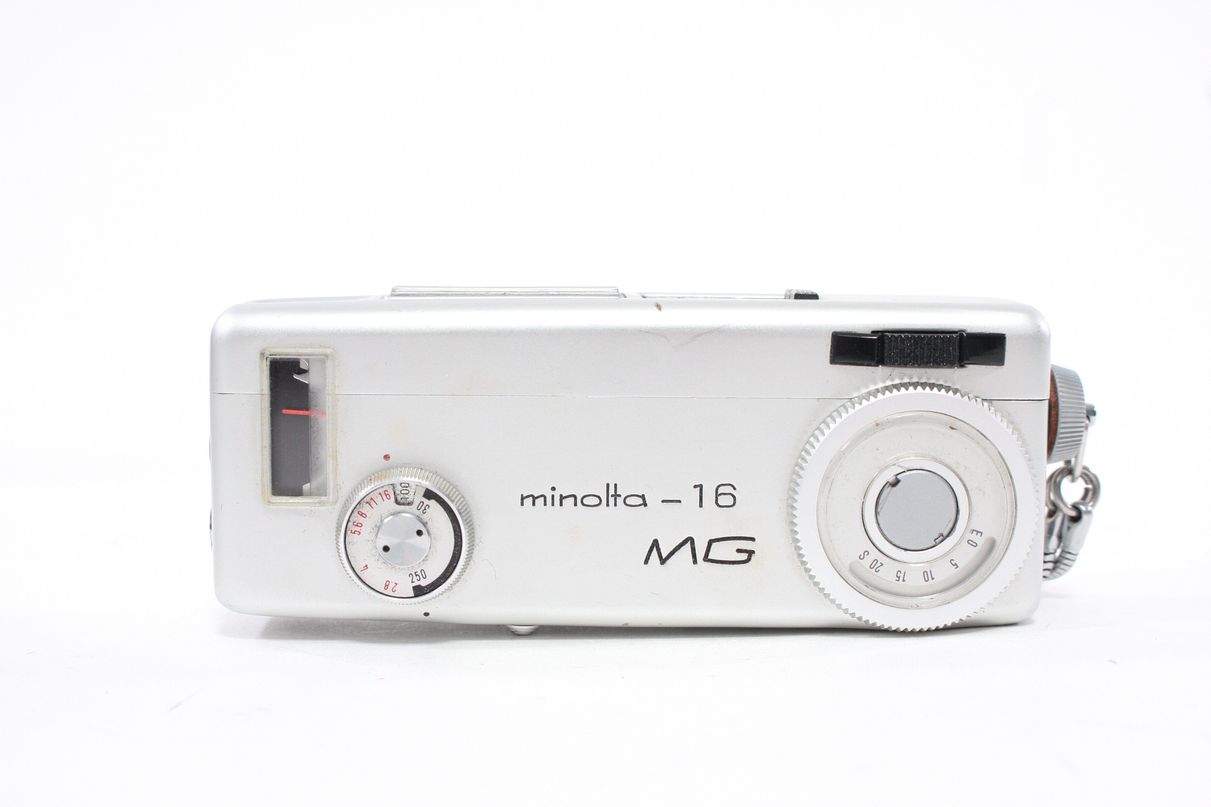 Minolta-16 MG Submianiture Camera