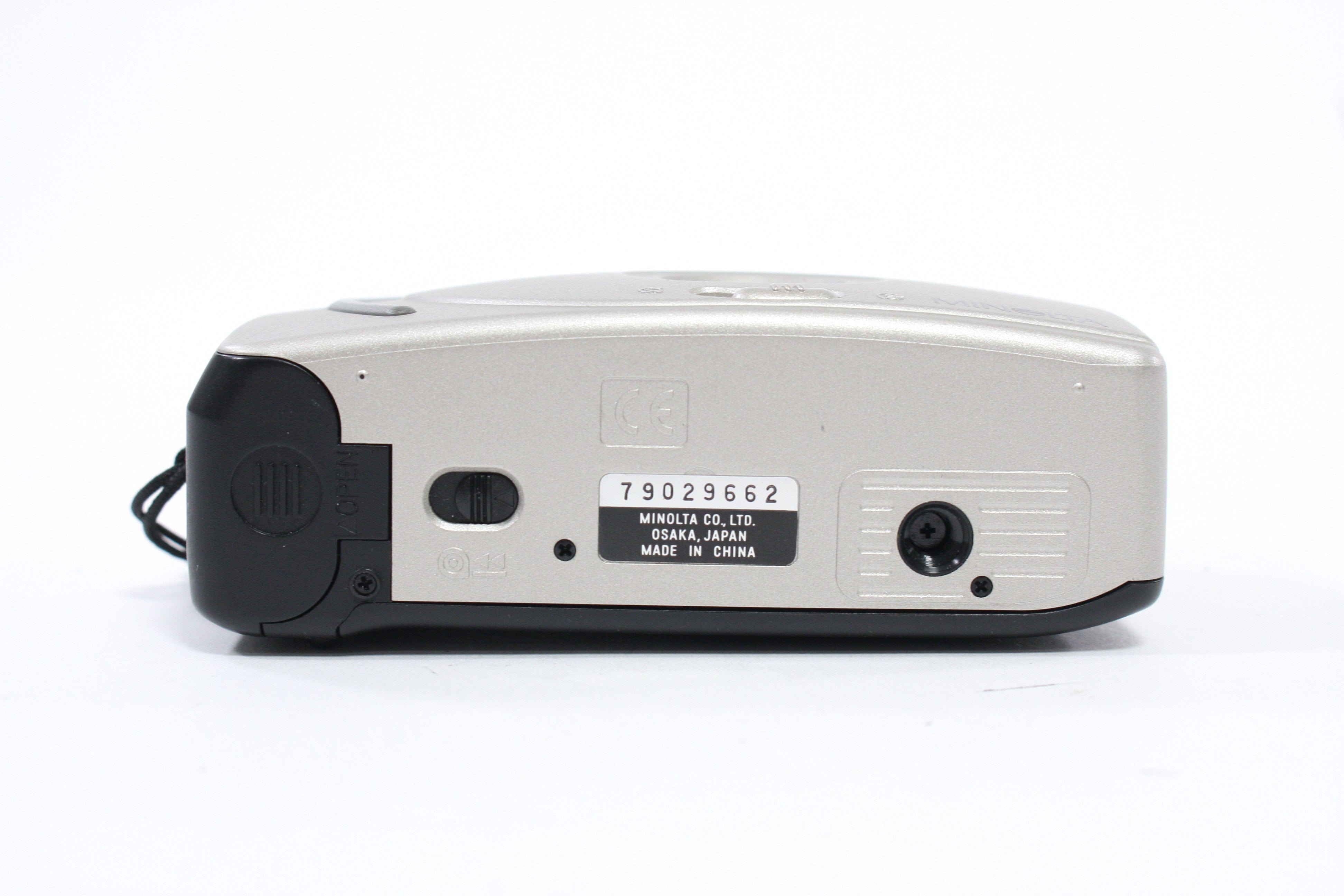 Minolta F35 Big Finder 35mm Point-and-Shoot Camera