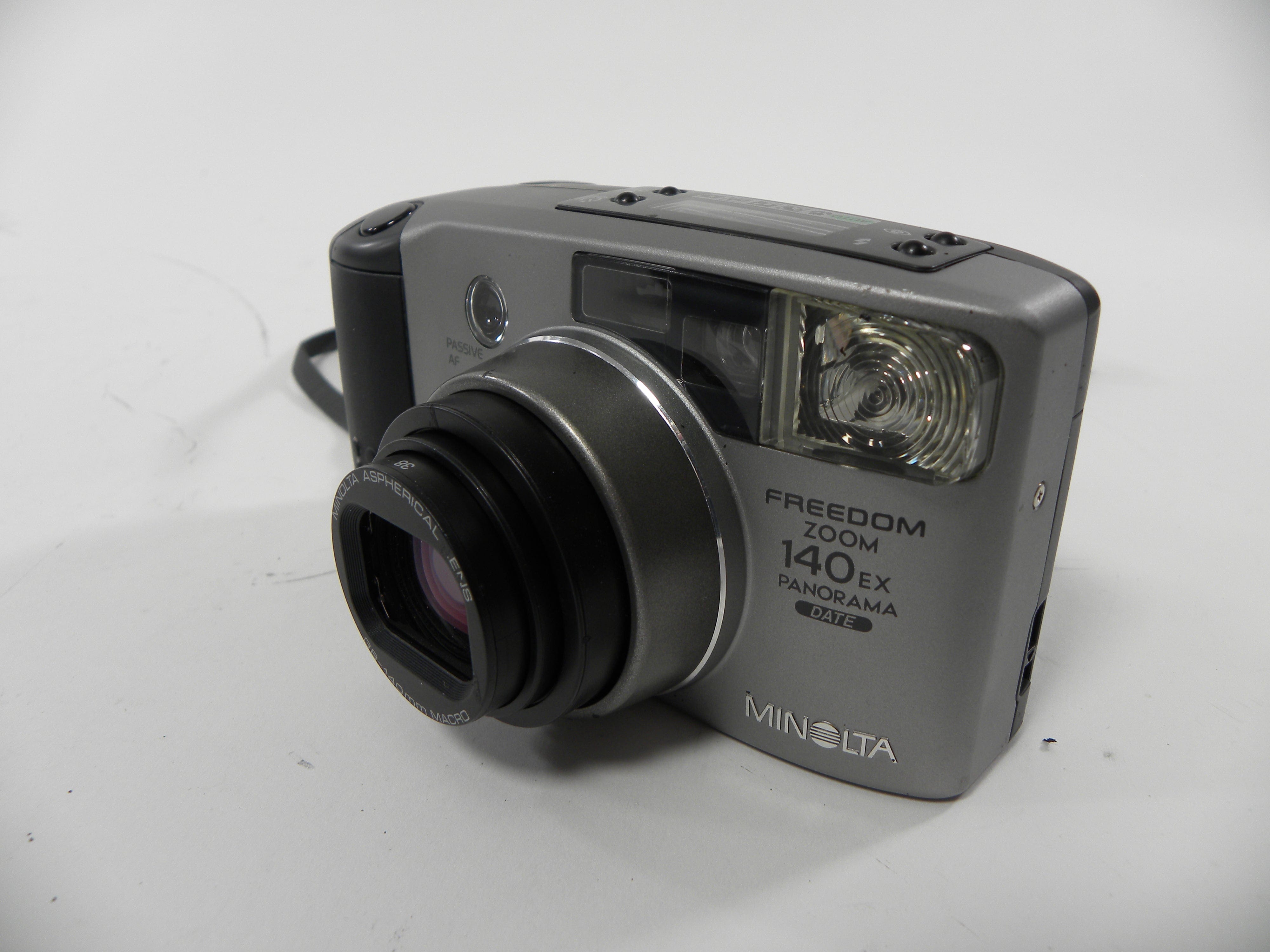 Minolta Freedom Zoom 140ex Panorama Date 35mm Camera
