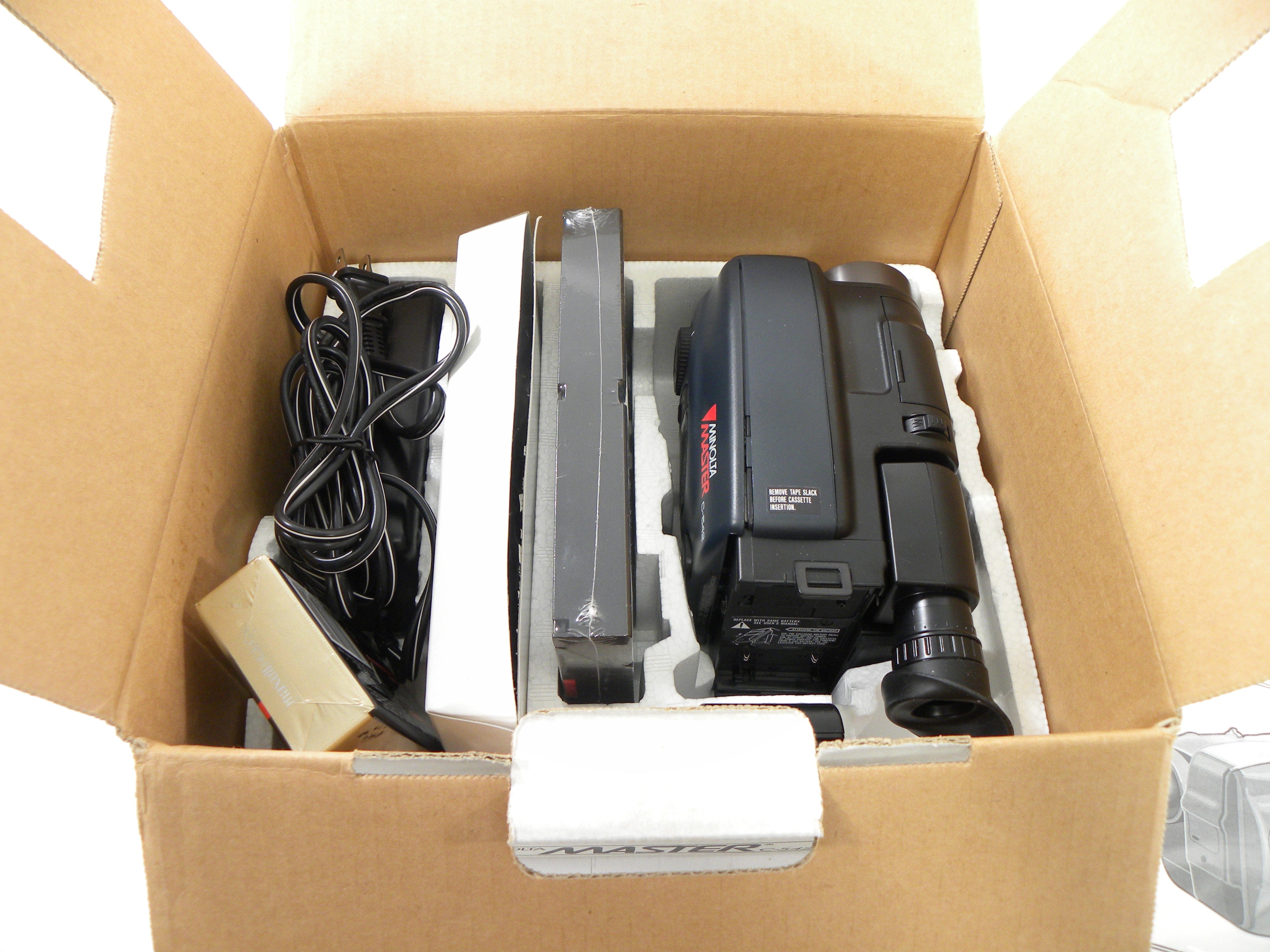 Minolta Master C-542 VHS-C Camcorder