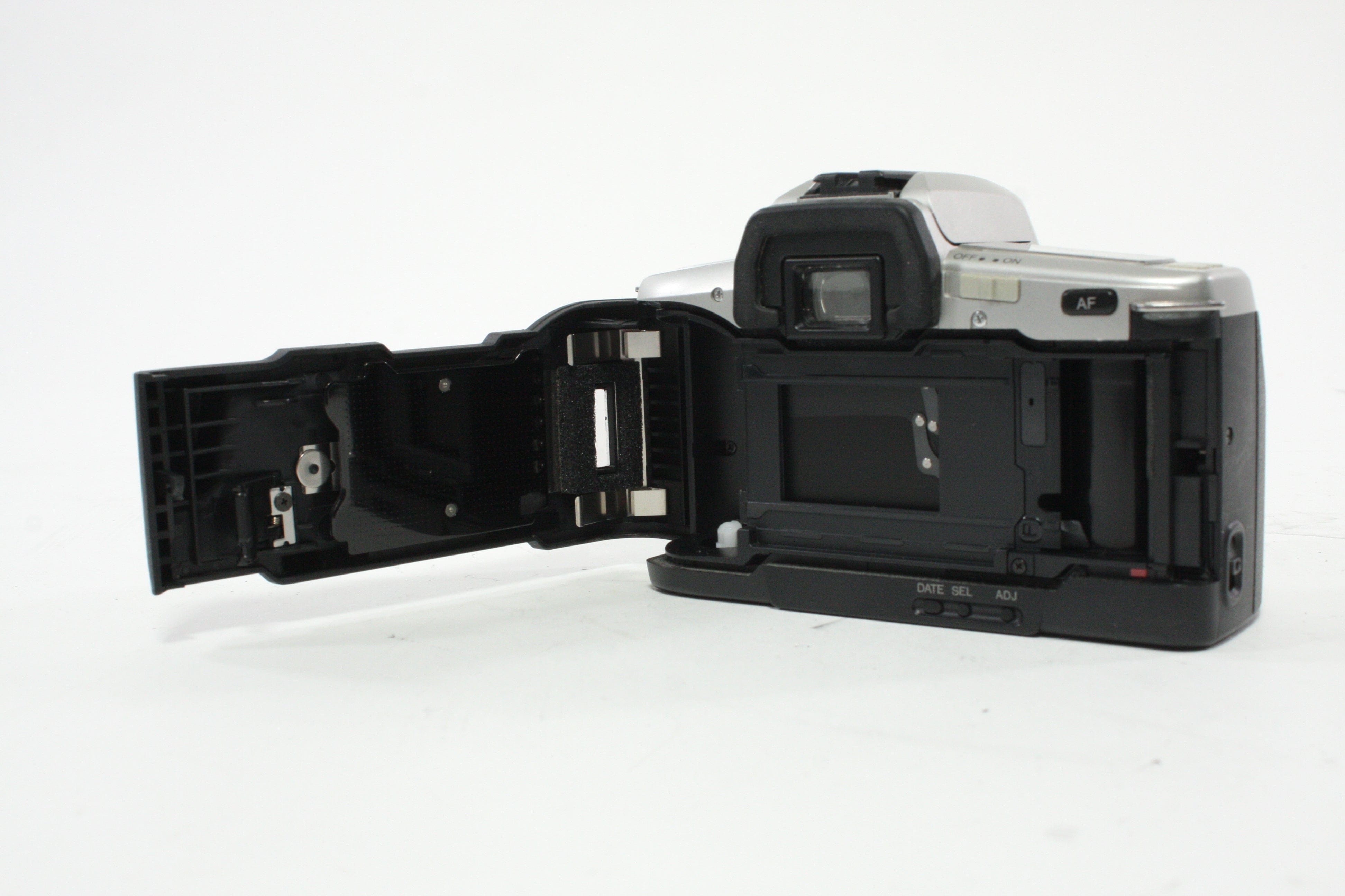Minolta Maxxum 3 35mm SLR Camera Body