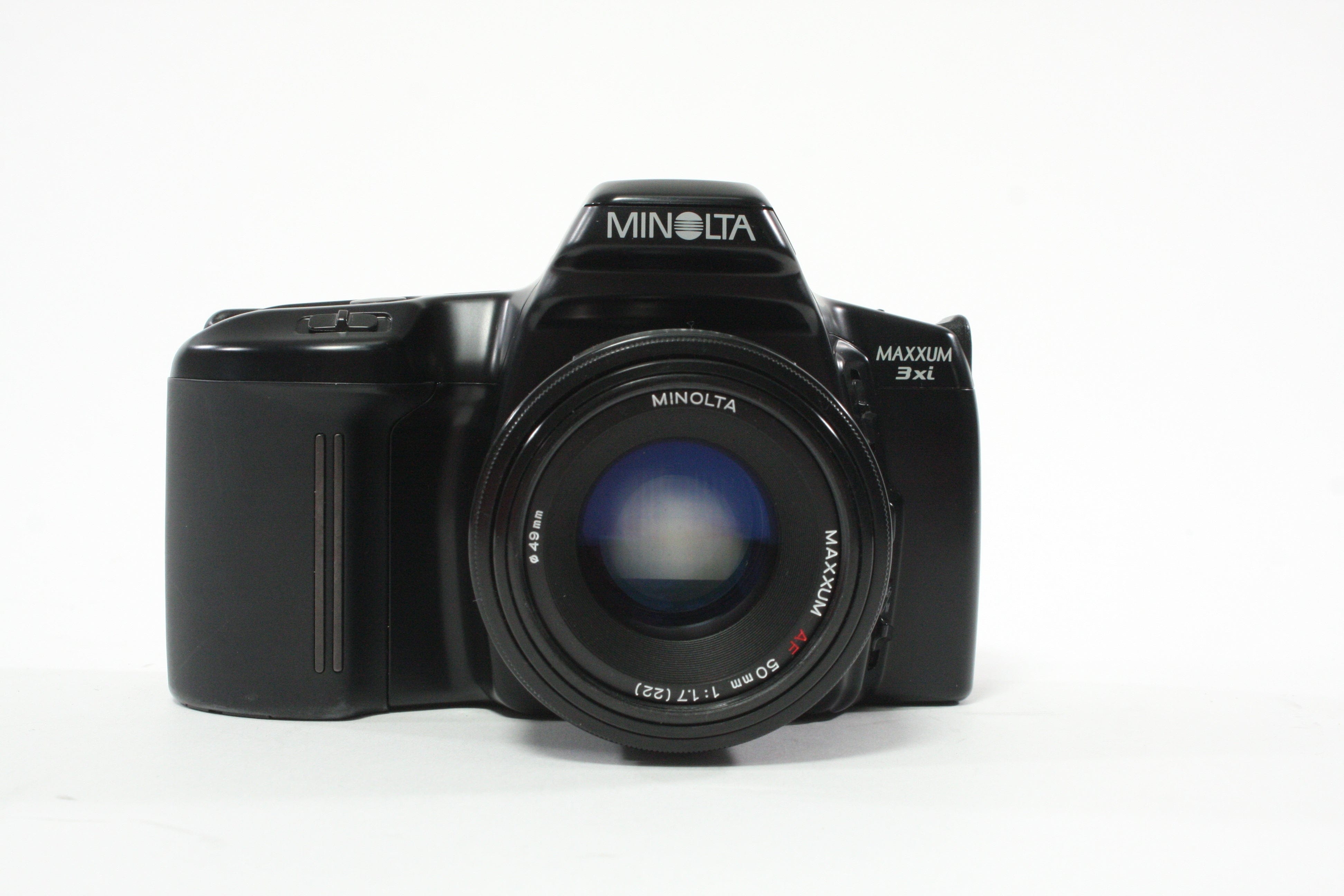 Minolta Maxxum 3Xi 35mm SLR Camera with 50mm f/1.7 Lens