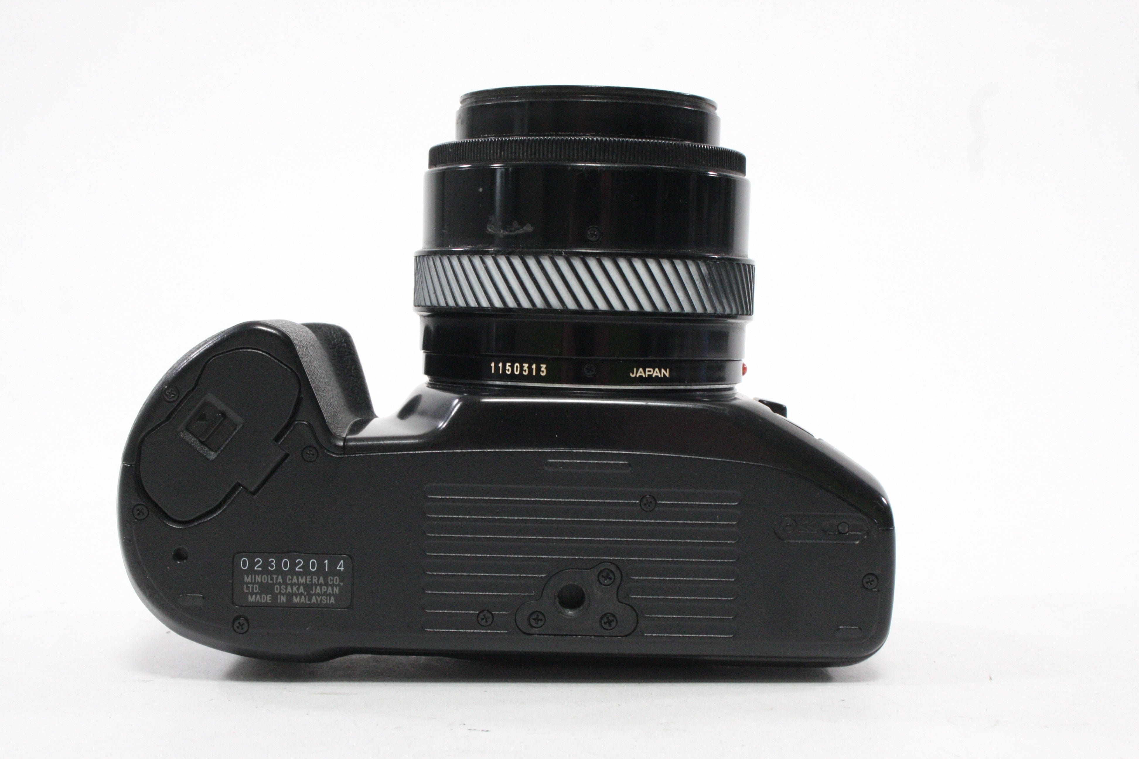 Minolta Maxxum 400Si 35mm SLR Camera with 35-70mm f/4