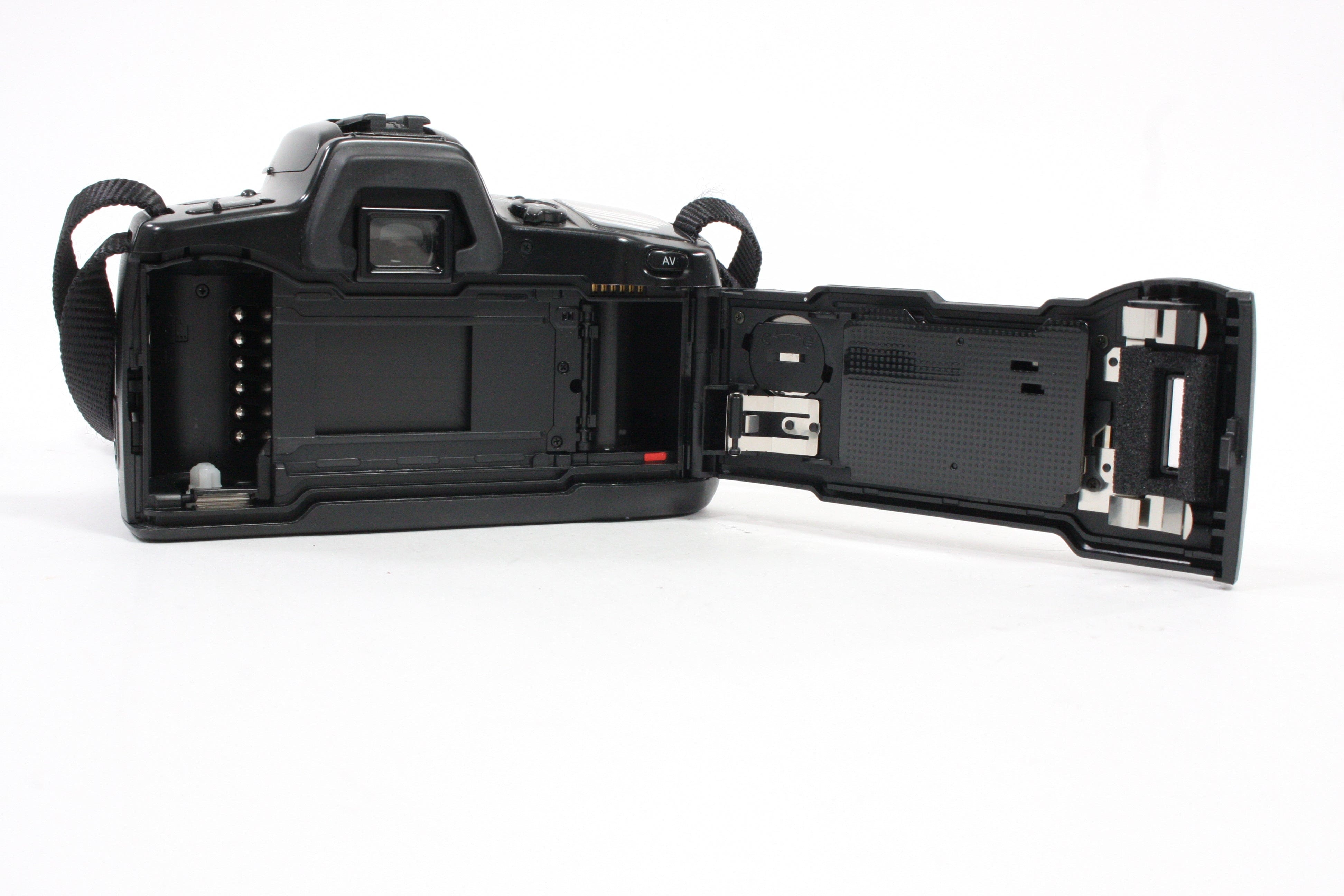 Minolta Maxxum 430si RZ 35mm SLR Camera with 28-80mm  f/3.5-5.6 Lens