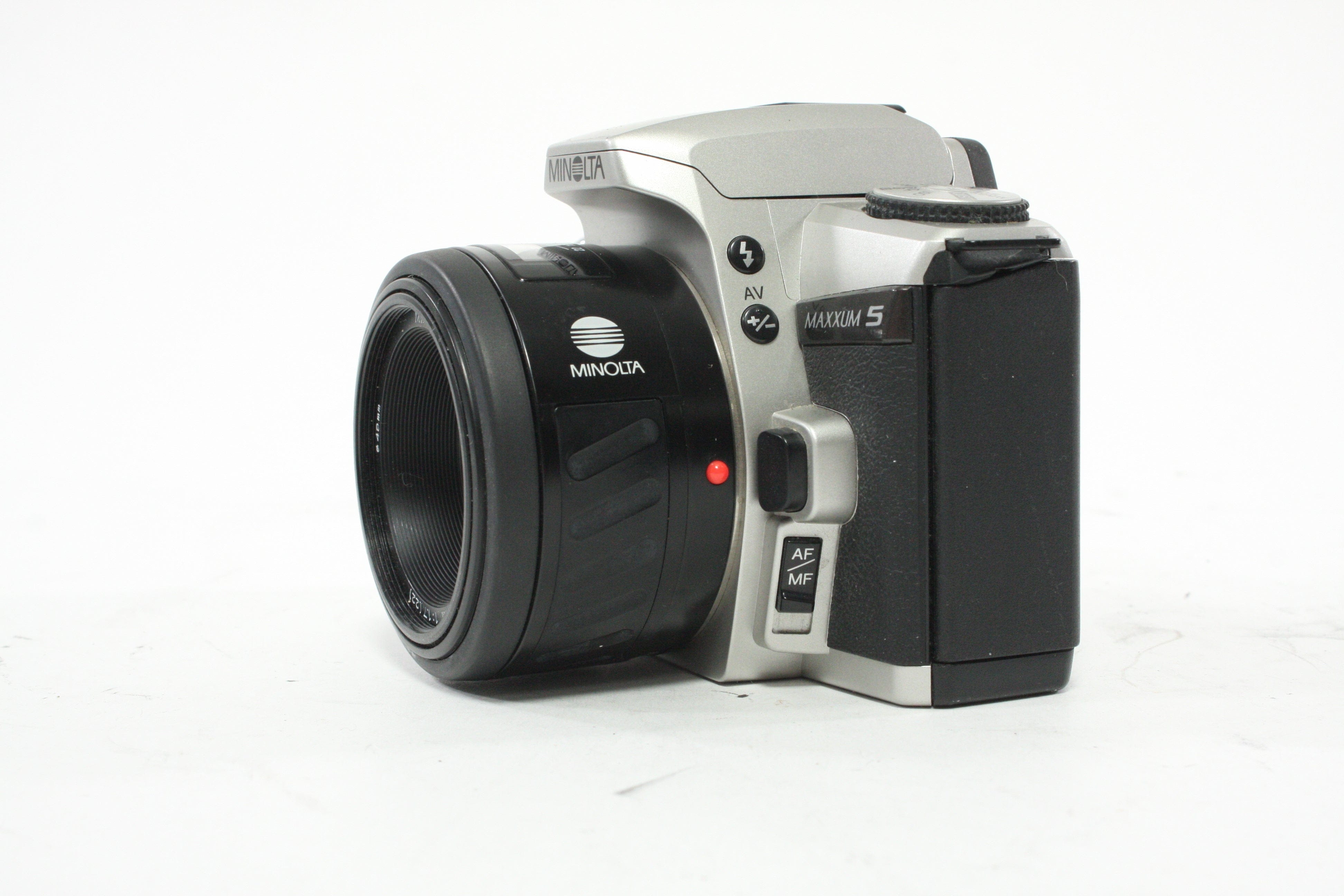 Minolta Maxxum 5 35mm SLR Camera with 50mm f/1.7