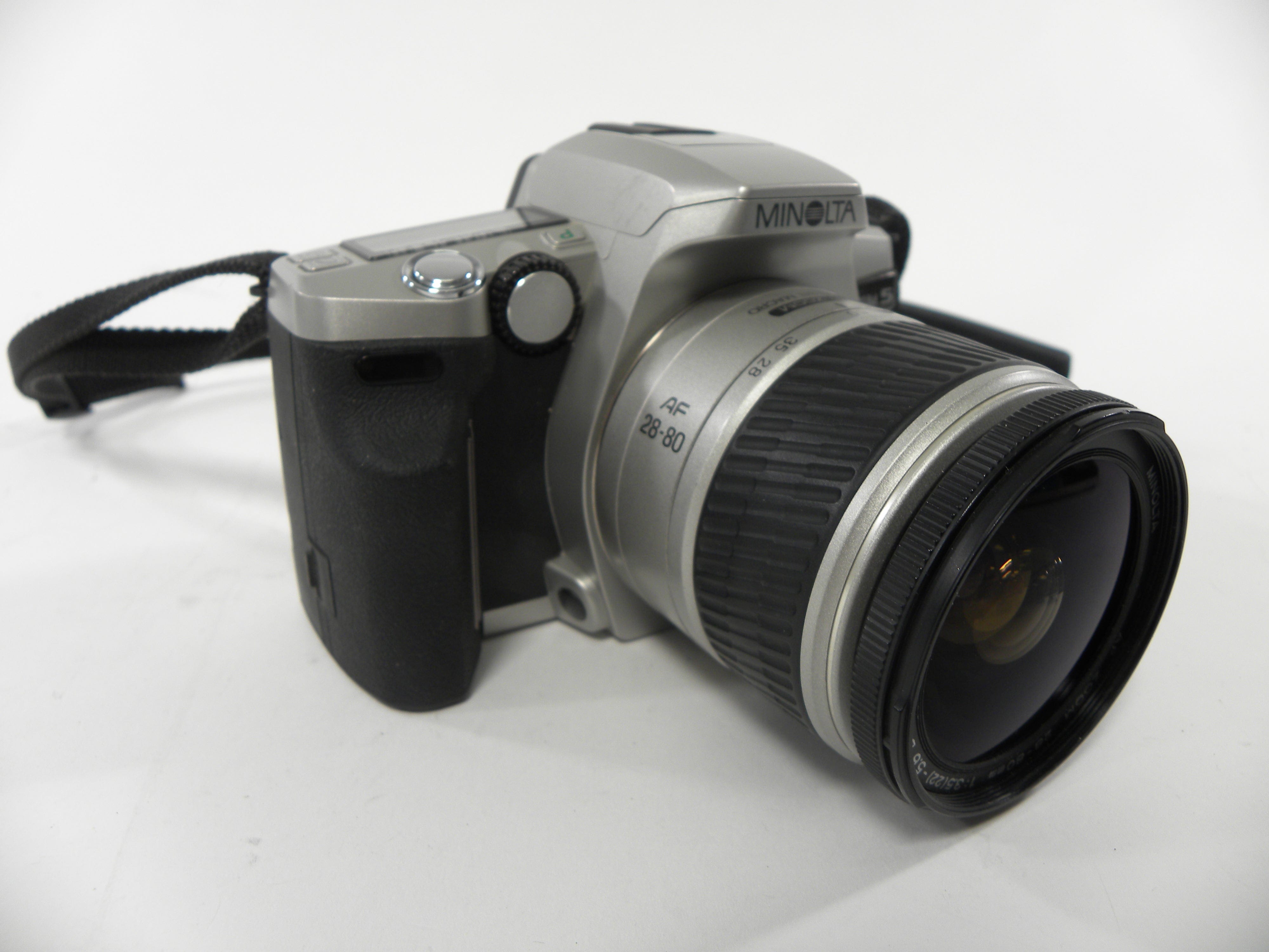 Minolta Maxxum 5 35mm SLR w/AF Zoom 28-80mm f3.5-5.6D