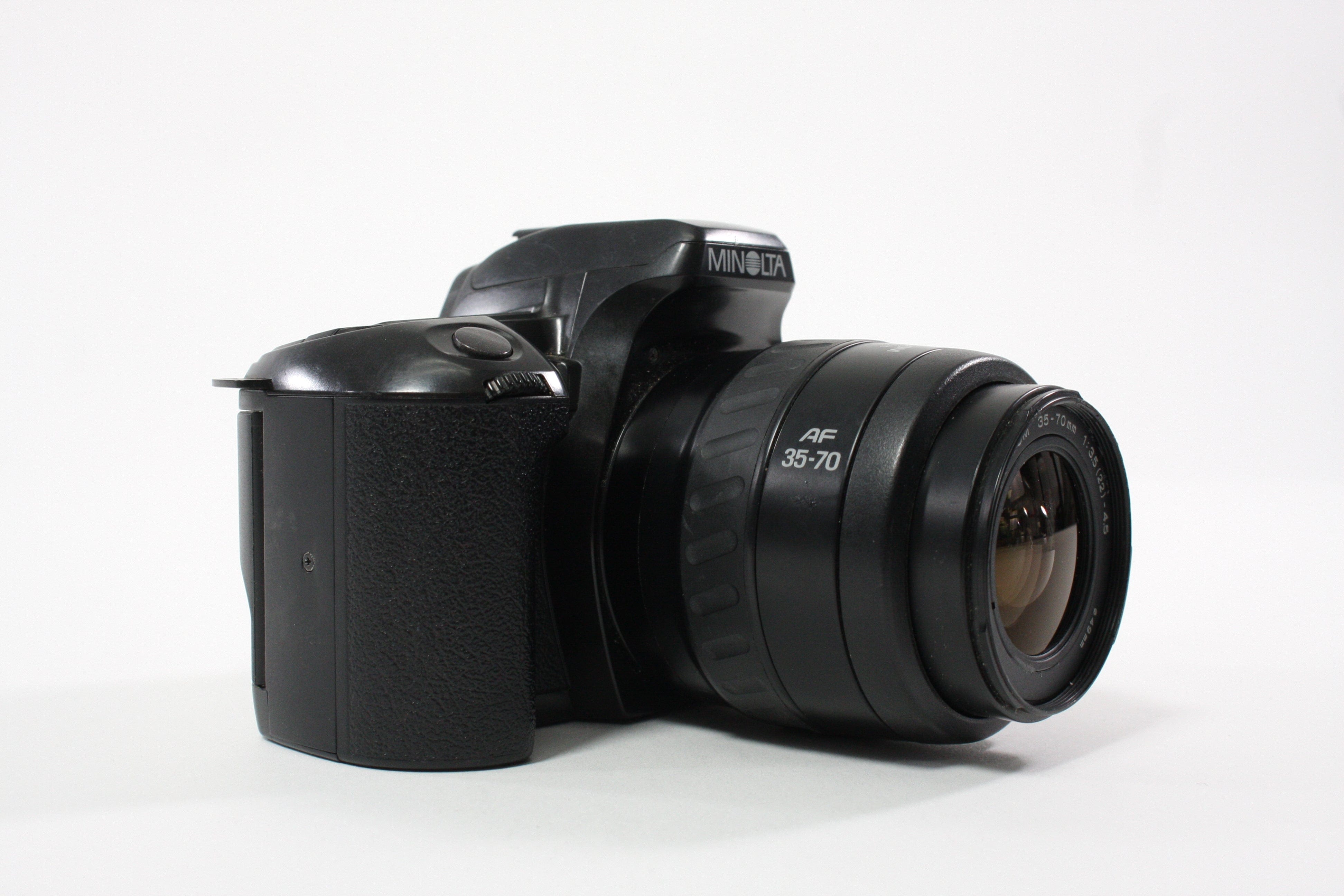 Minolta Maxxum HTsi with 35-70mm f/3.5-4.5 Lens