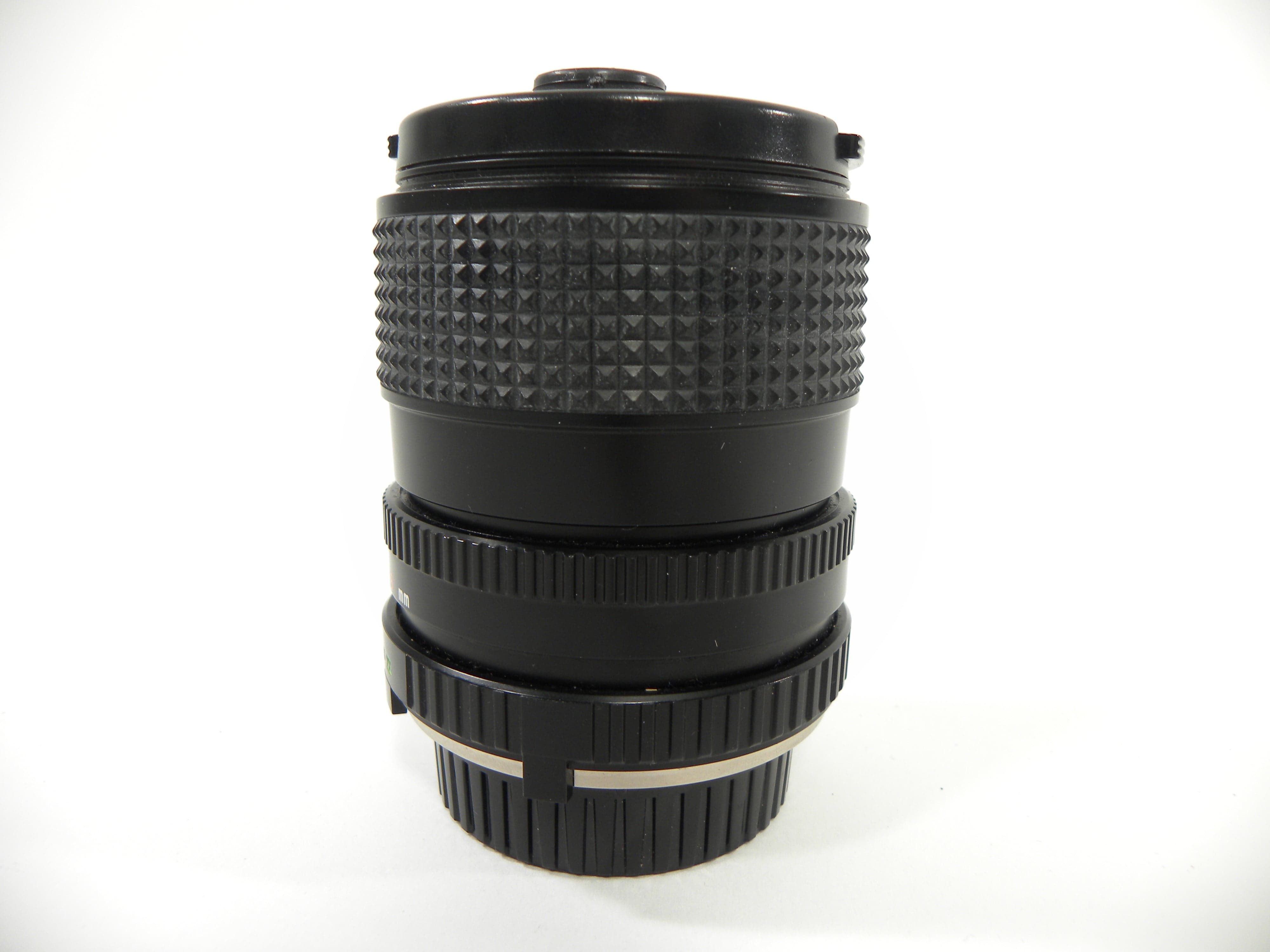 Minolta MD 28-70mm f3.5-4.8 Zoom lens
