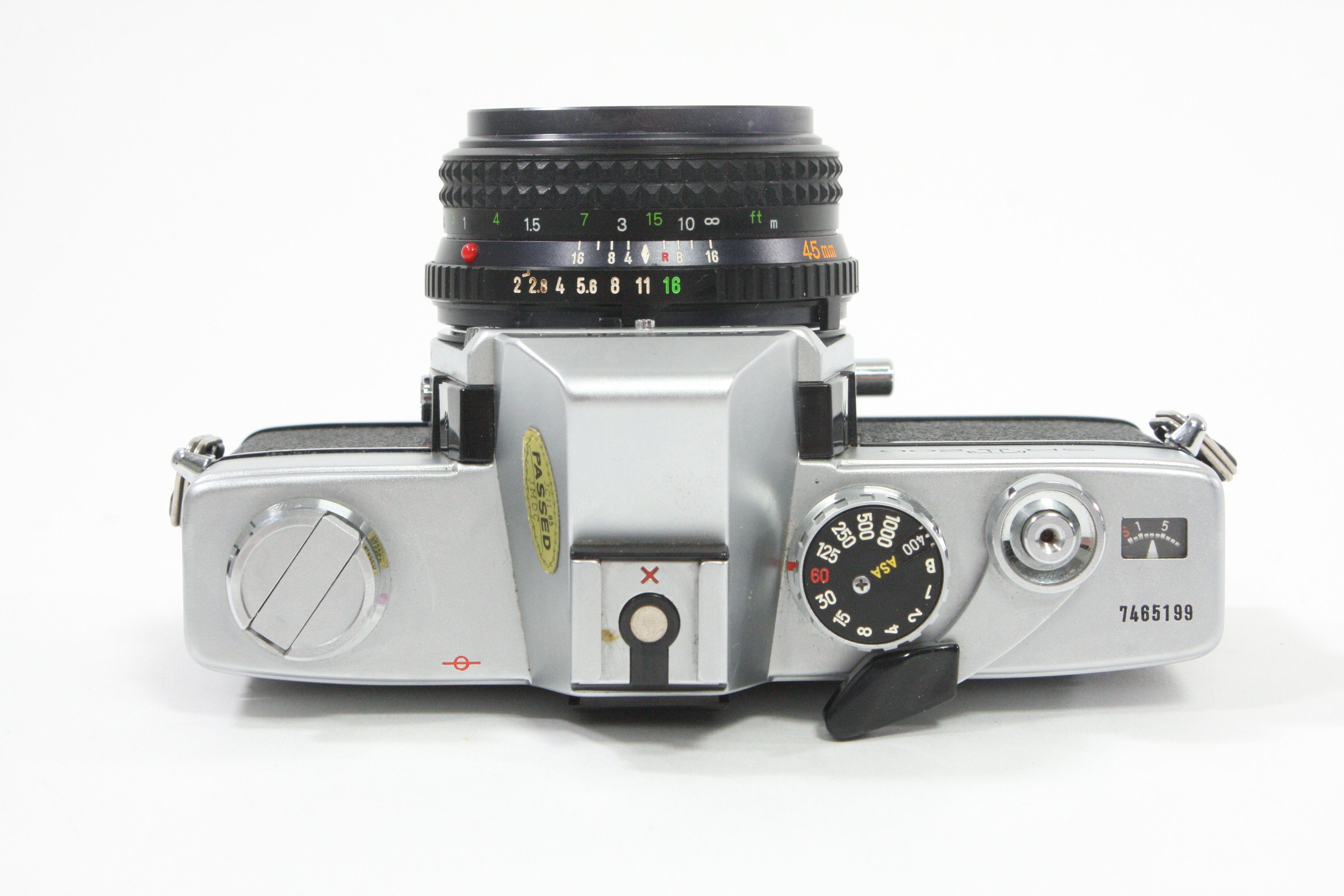 Minolta SRT-200 with 45mm f/2 Lens