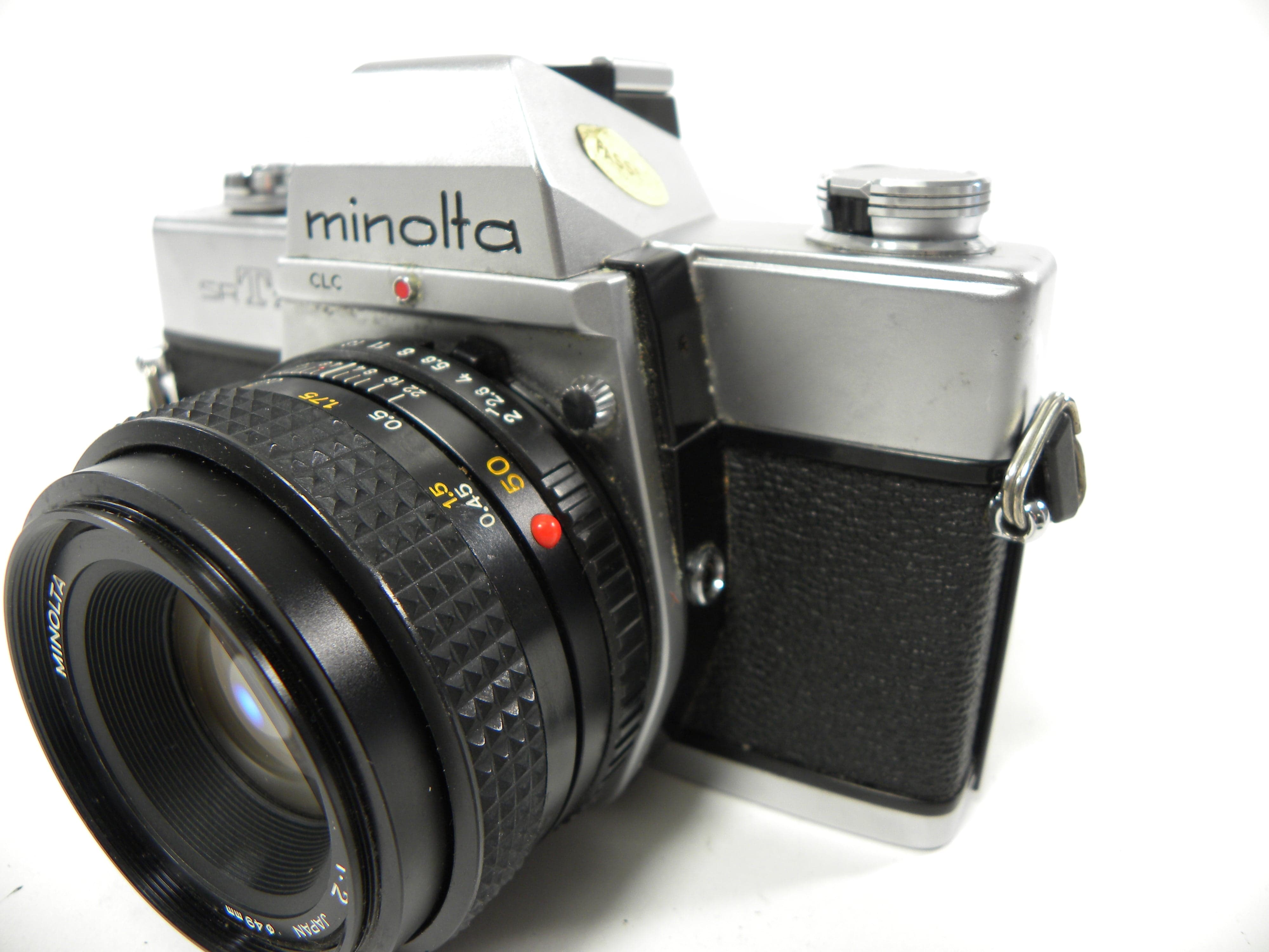 Minolta SRT200 35mm SLR Camera w/MD 50mm f2