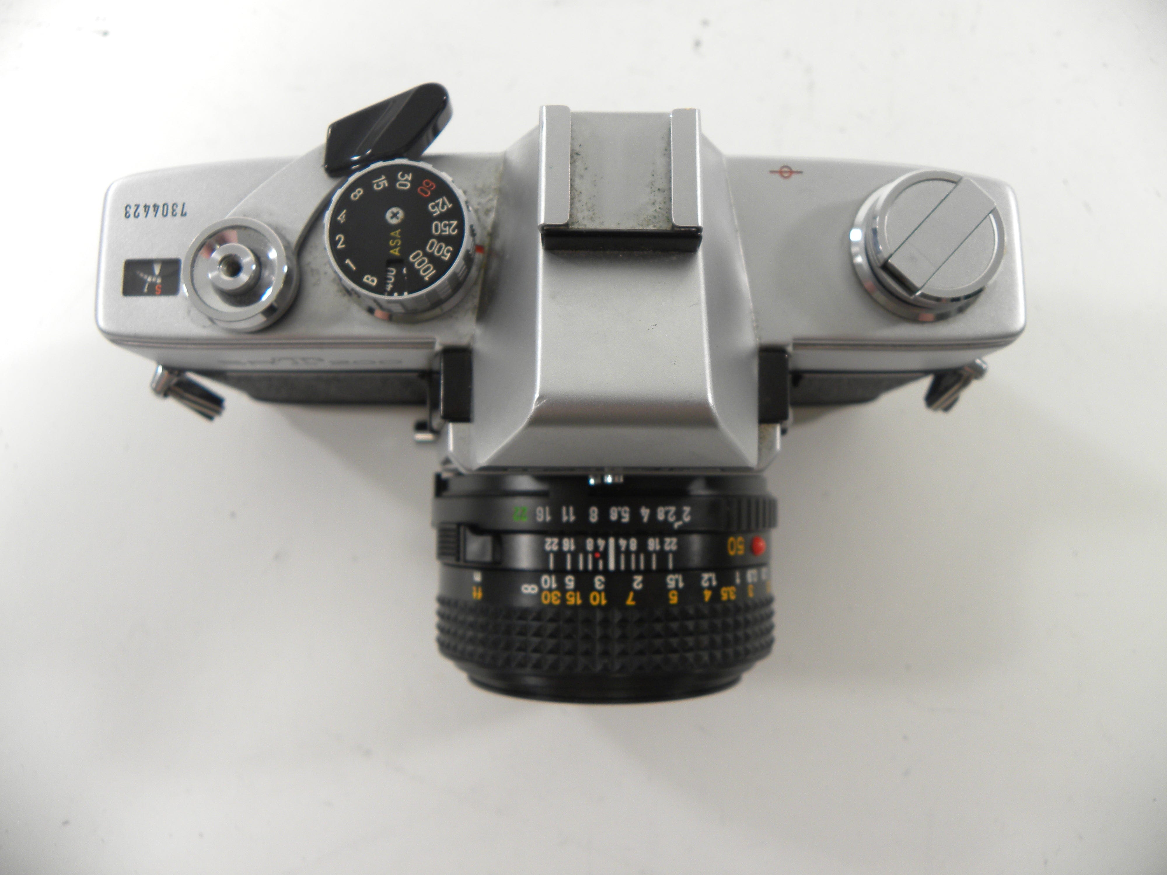 Minolta SRT200 35mm SLR w/MD 50mm f2