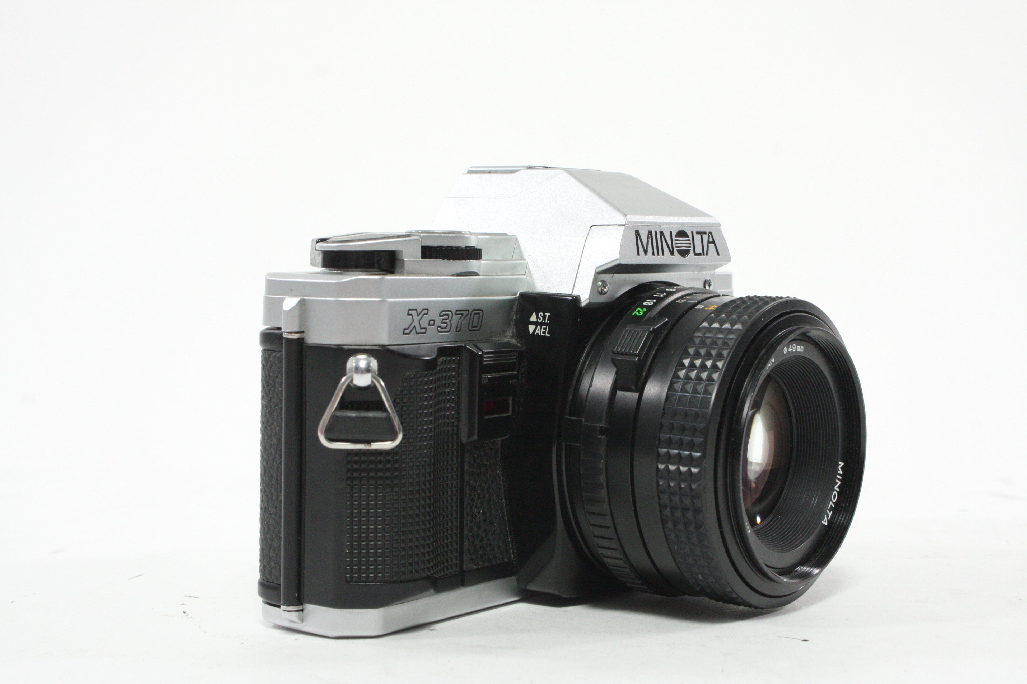 Minolta X-370 35mm SLR Camera with 50mm f/1.7 MD Lens