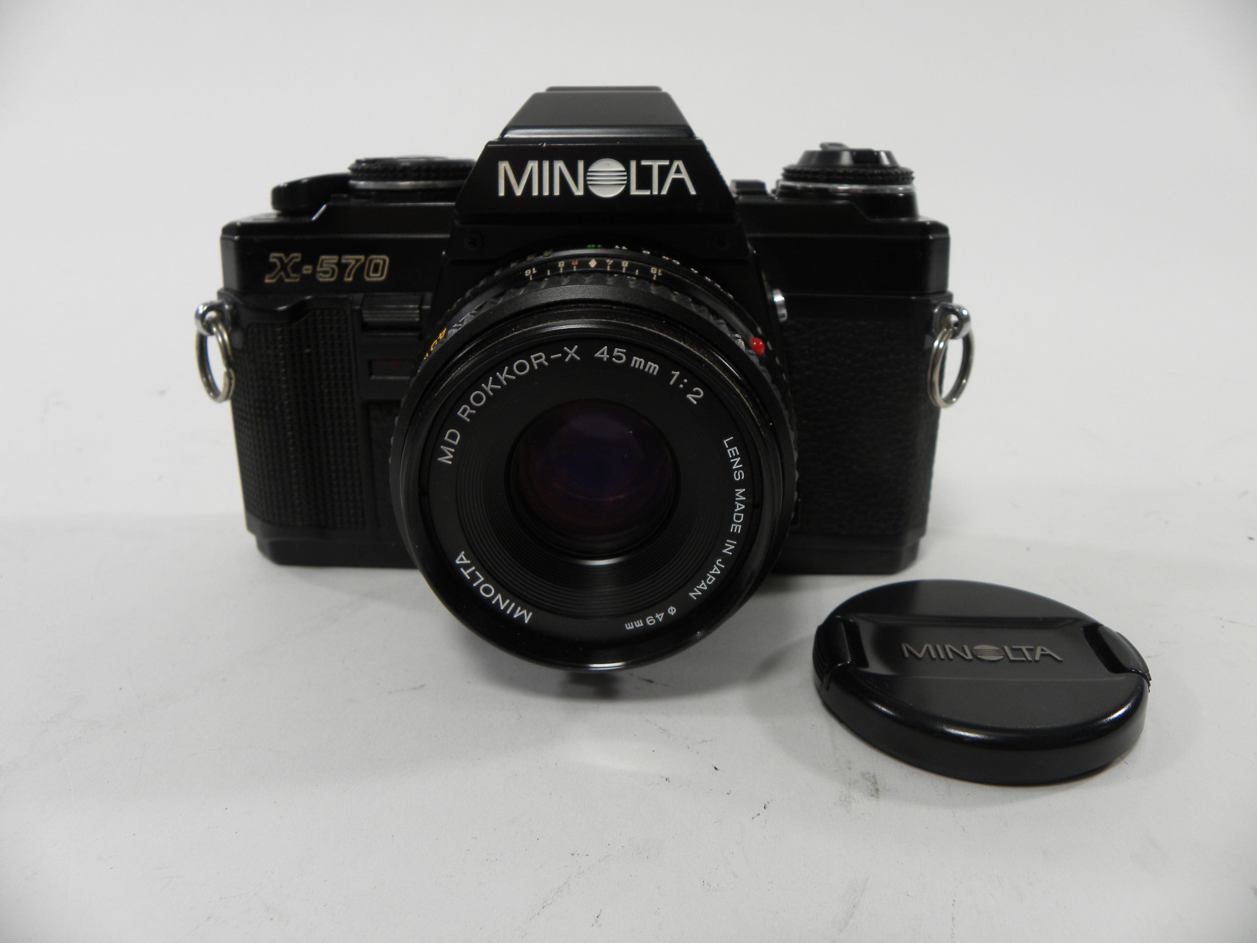 Minolta X-570 35mm SLR w/MD Rokkor-X 45mm f2