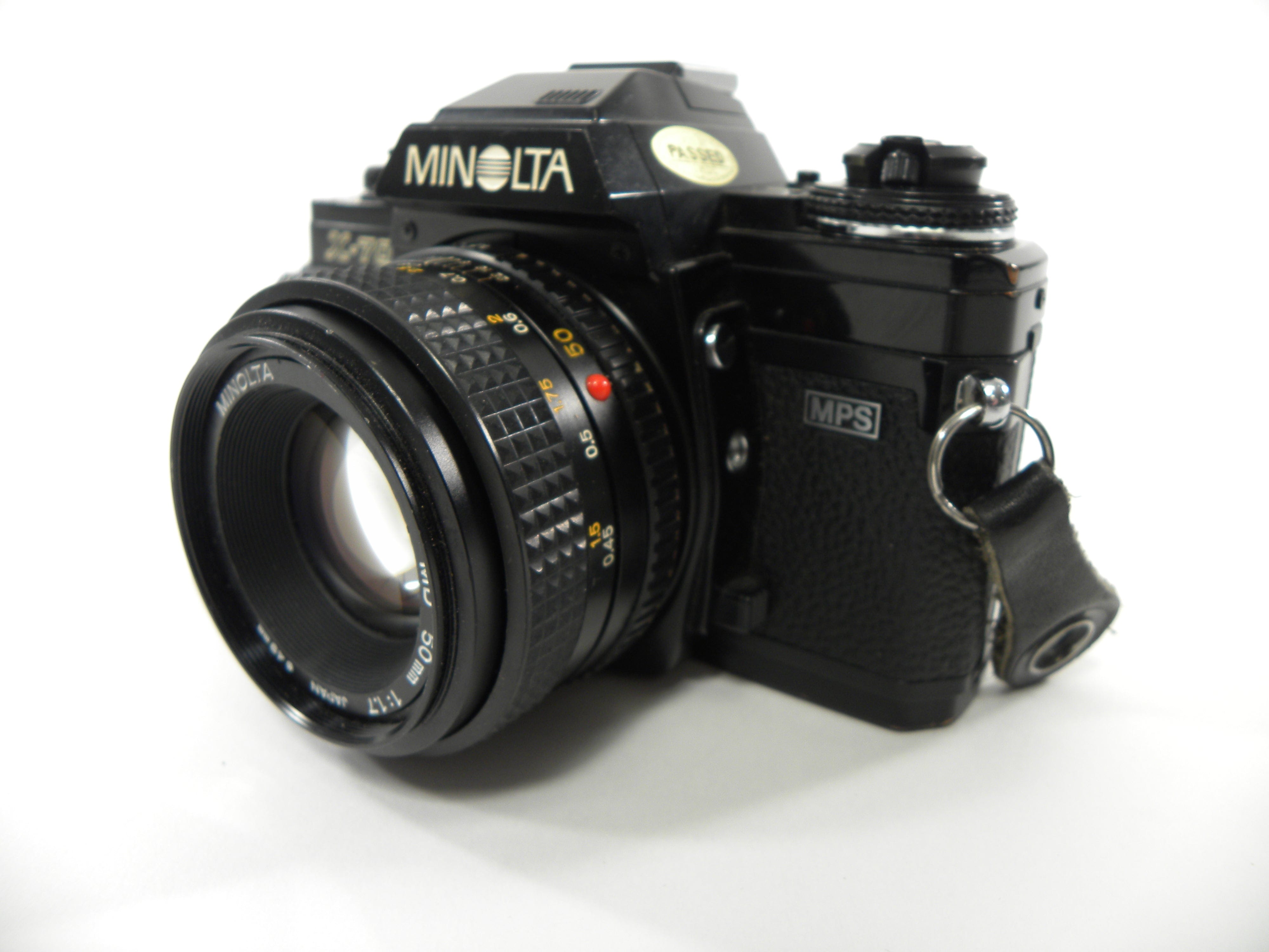 Minolta X-700 35mm SLR w/MD 50mm f1.7