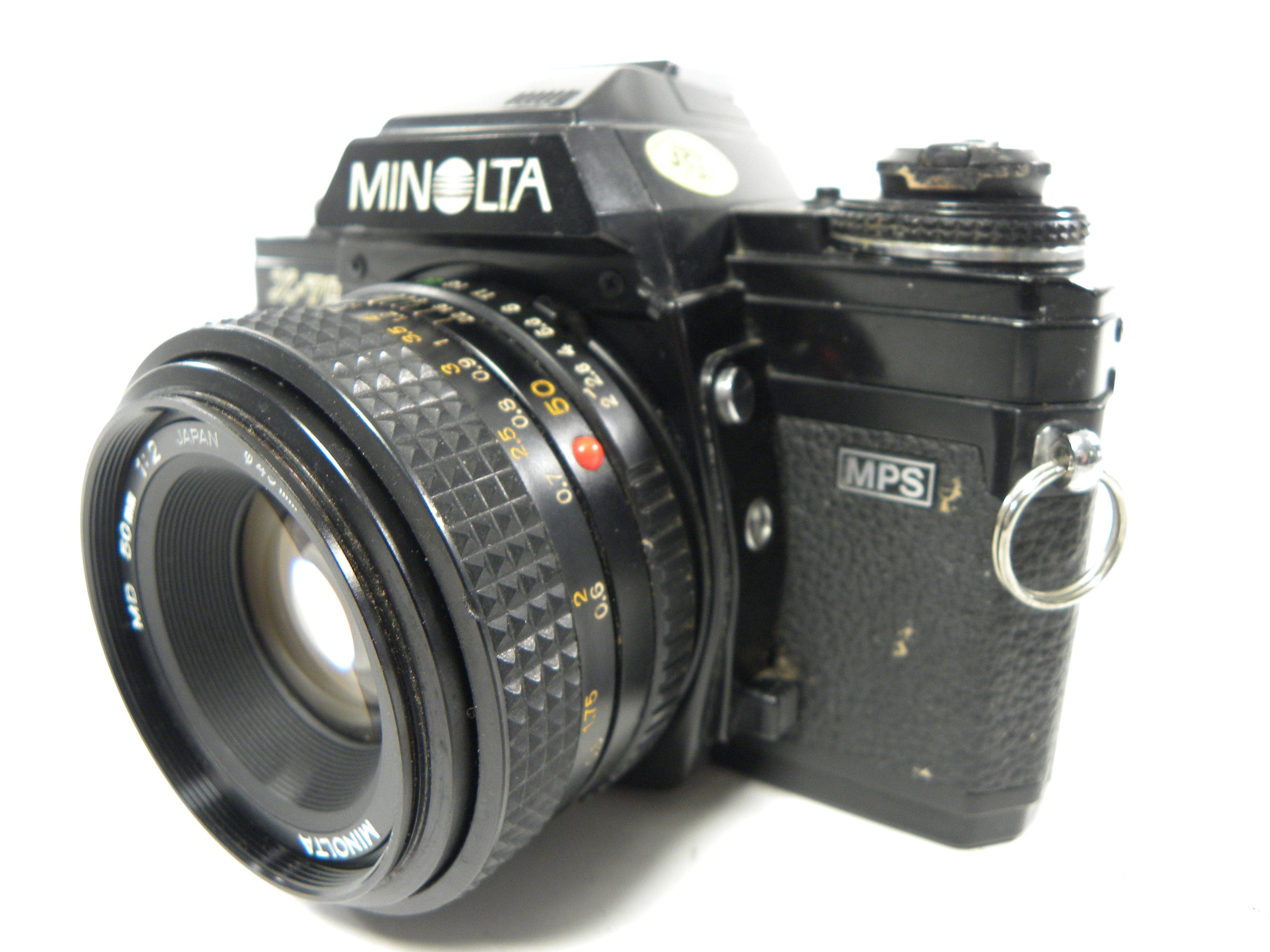 Minolta X-700 35mm SLR w/MD 50mm f2