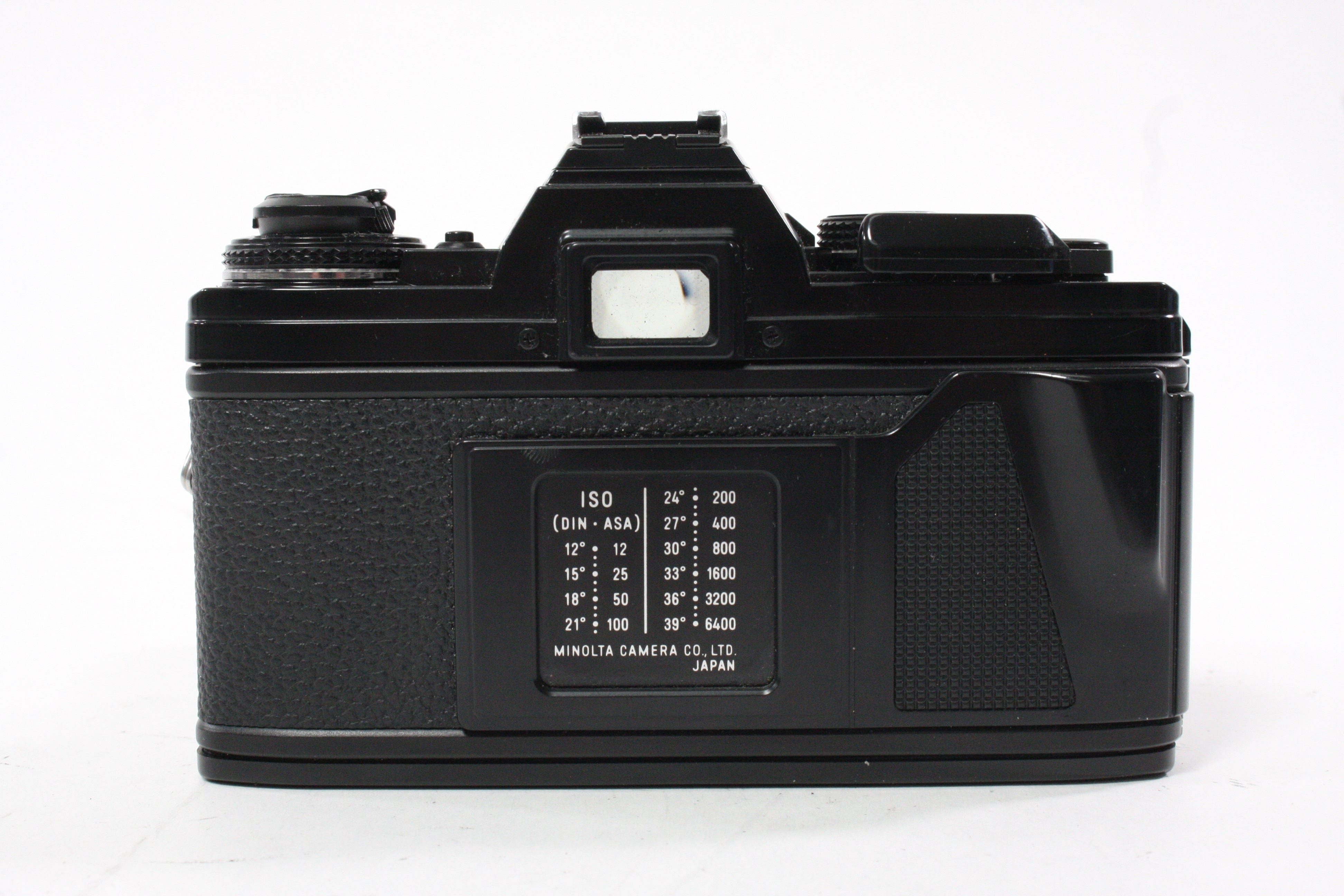 Minolta X700 35mm SLR Camera With 35-70mm f/3.5 Lens