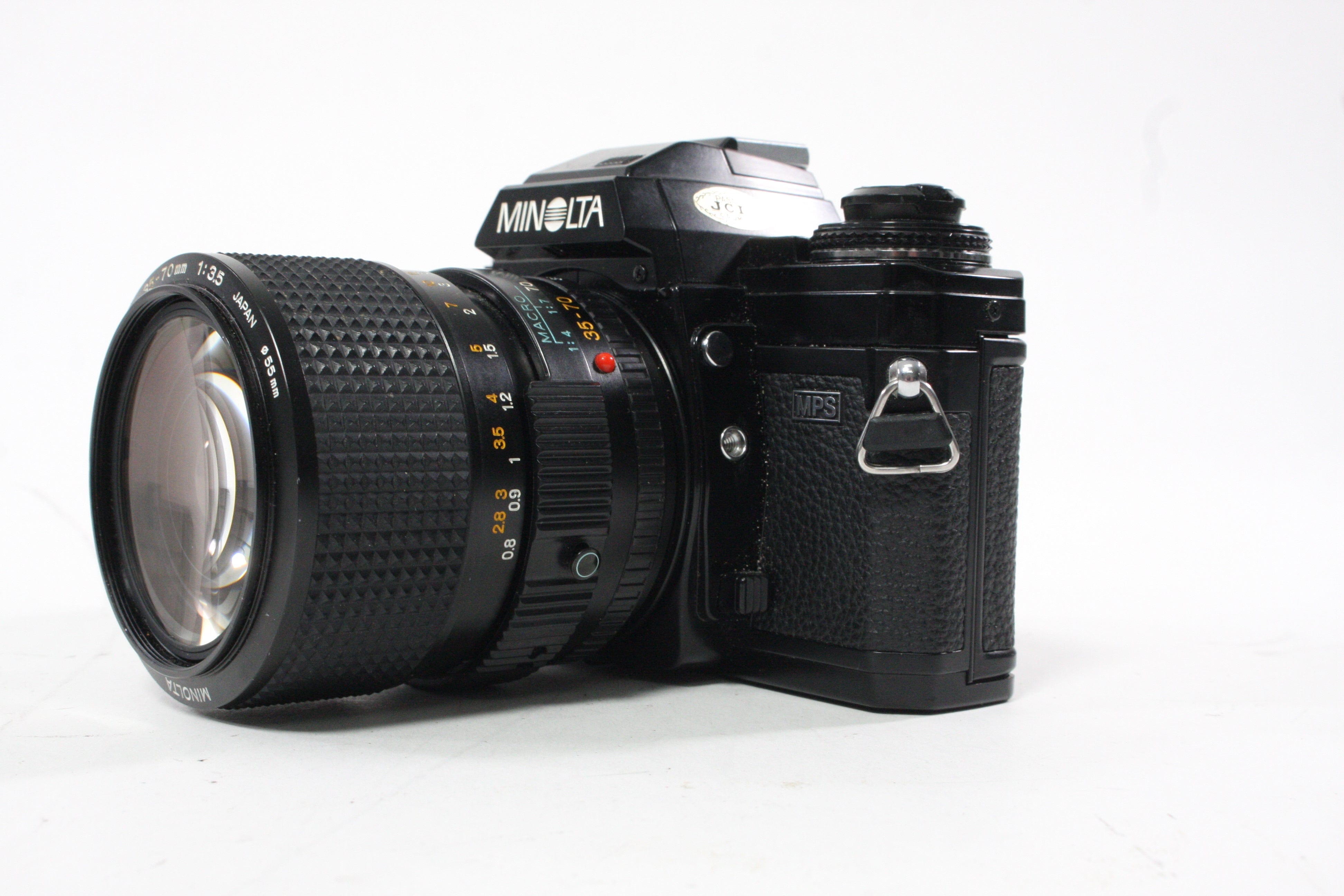 Minolta X700 35mm SLR Camera With 35-70mm f/3.5 Lens