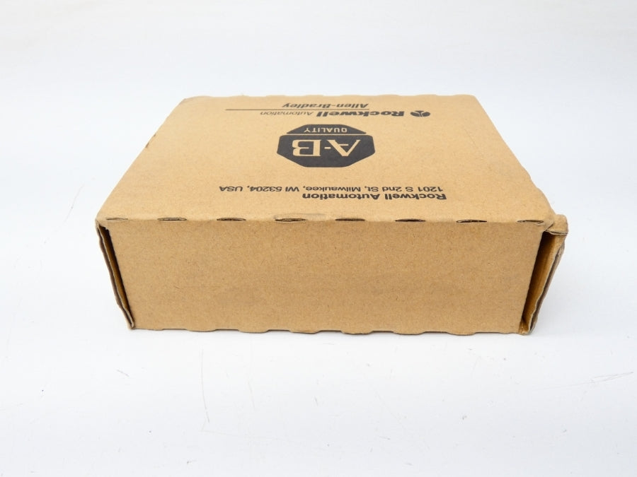 ALLEN BRADLEY 1769-OB16 SER. B F/W 3.1 VER. 02 24VDC DATE: 2023 NSFS