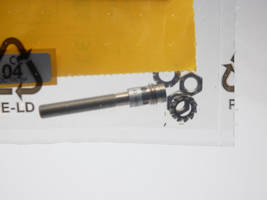 TURCK BI1U-EG05-AP6X-V1331 4602117 10-30VDC NSMP