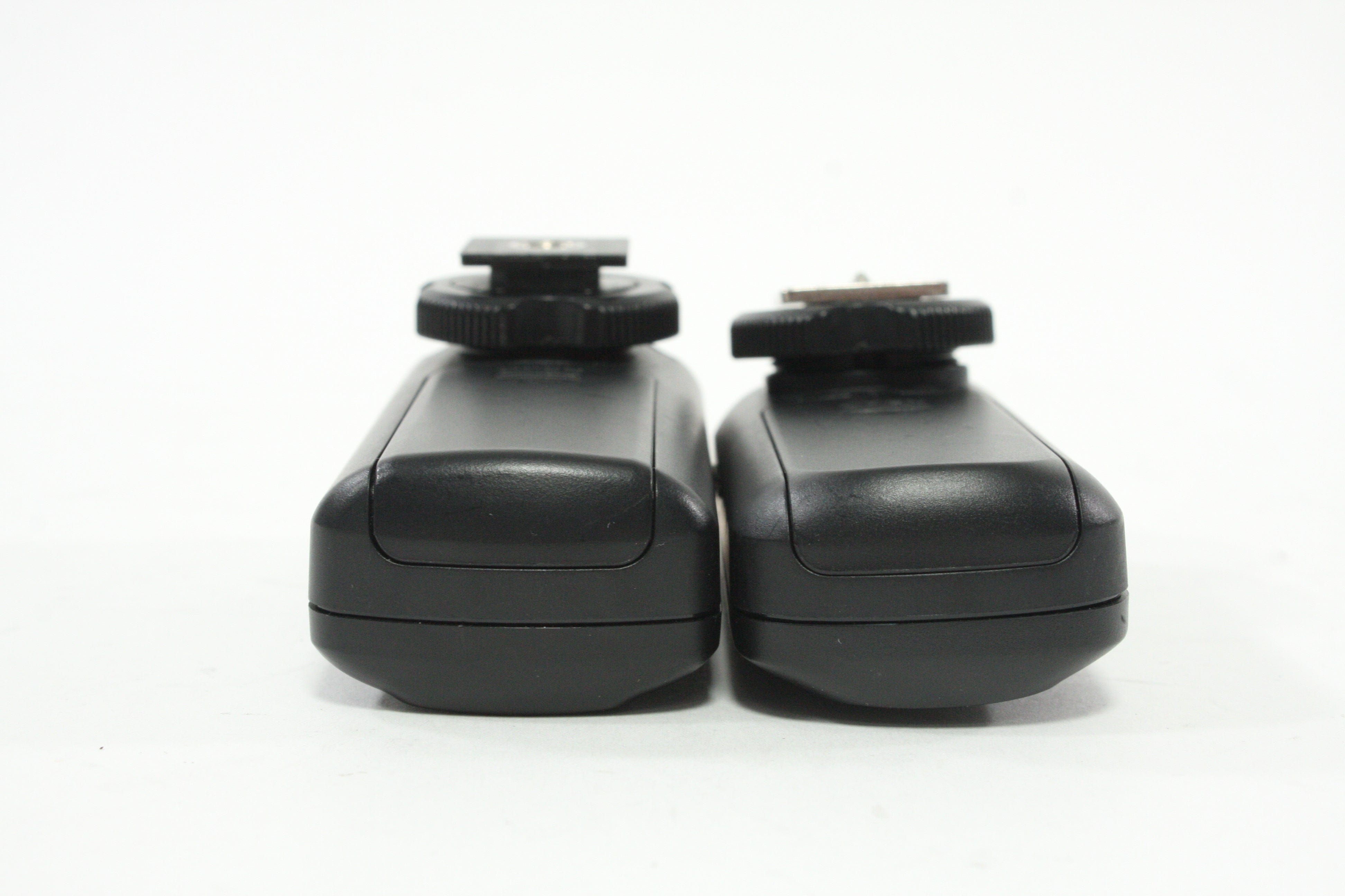Neewer FC-16 Multi-Channel Wireless Universal Transmitter/wireReciever