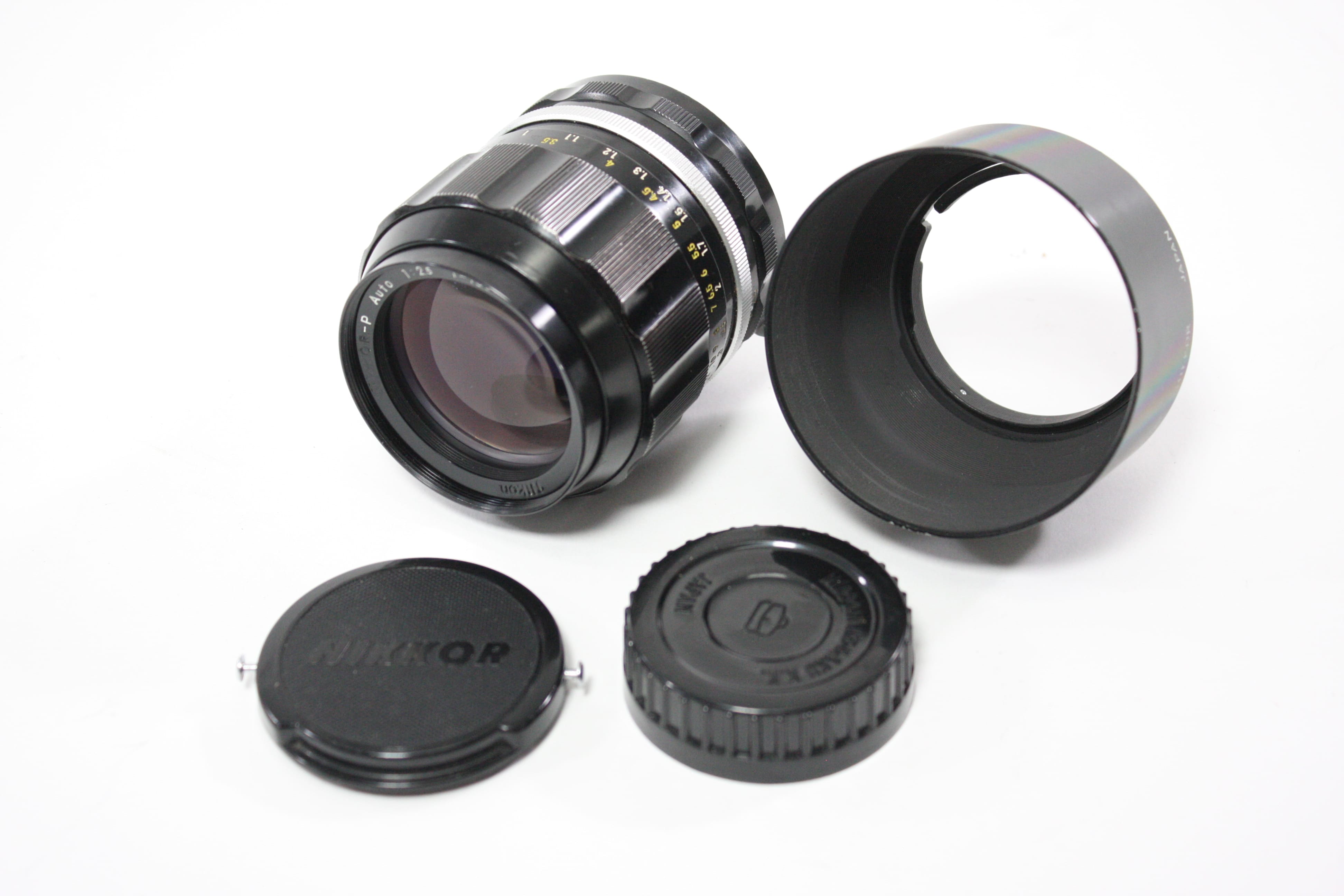 Nikon 105mm f/2.5 Nikkor-P Auto Non-AI Lens for Nikon F Mount