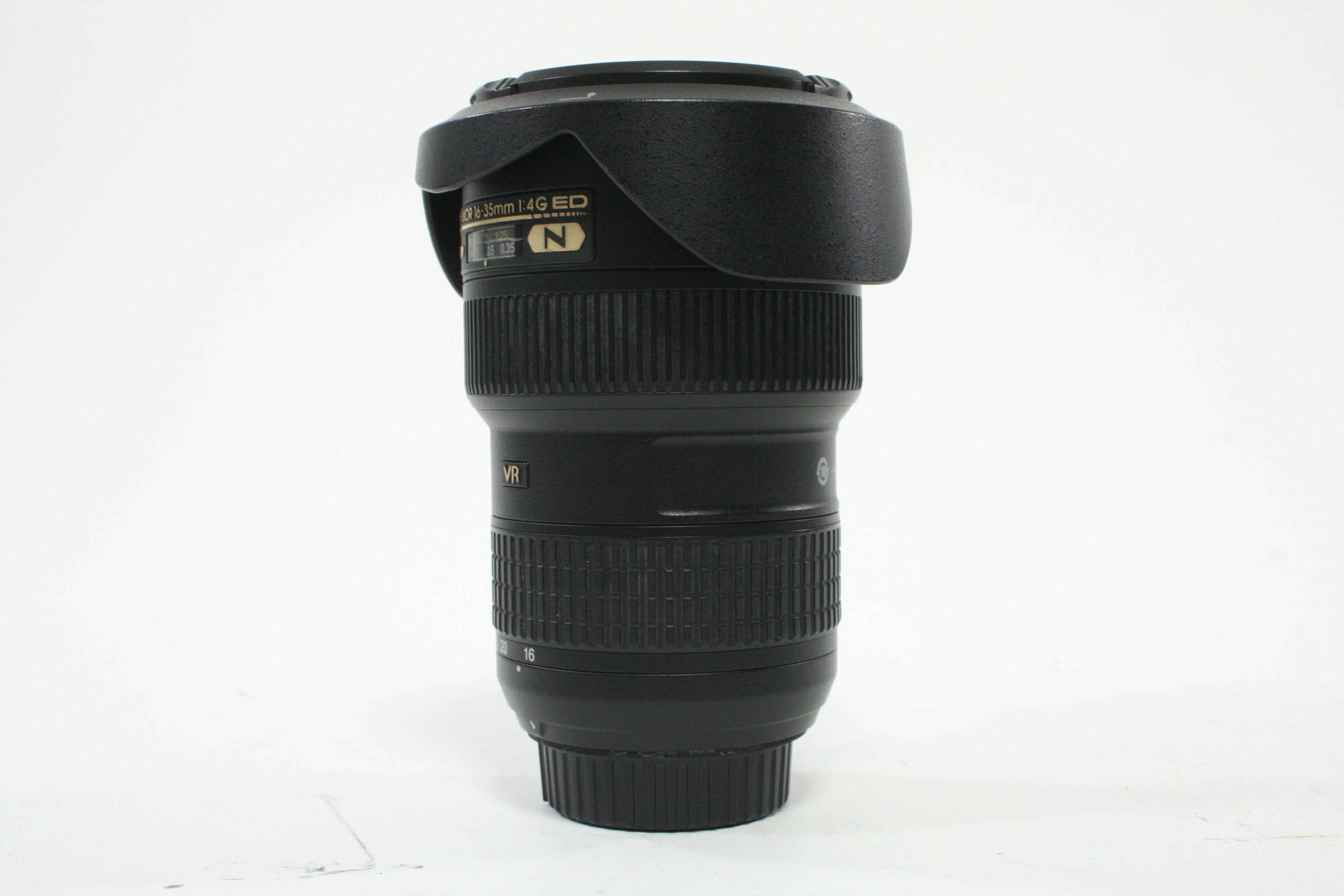 Nikon 16-35mm f/4 G ED AF-S N VR Lens, AS-IS