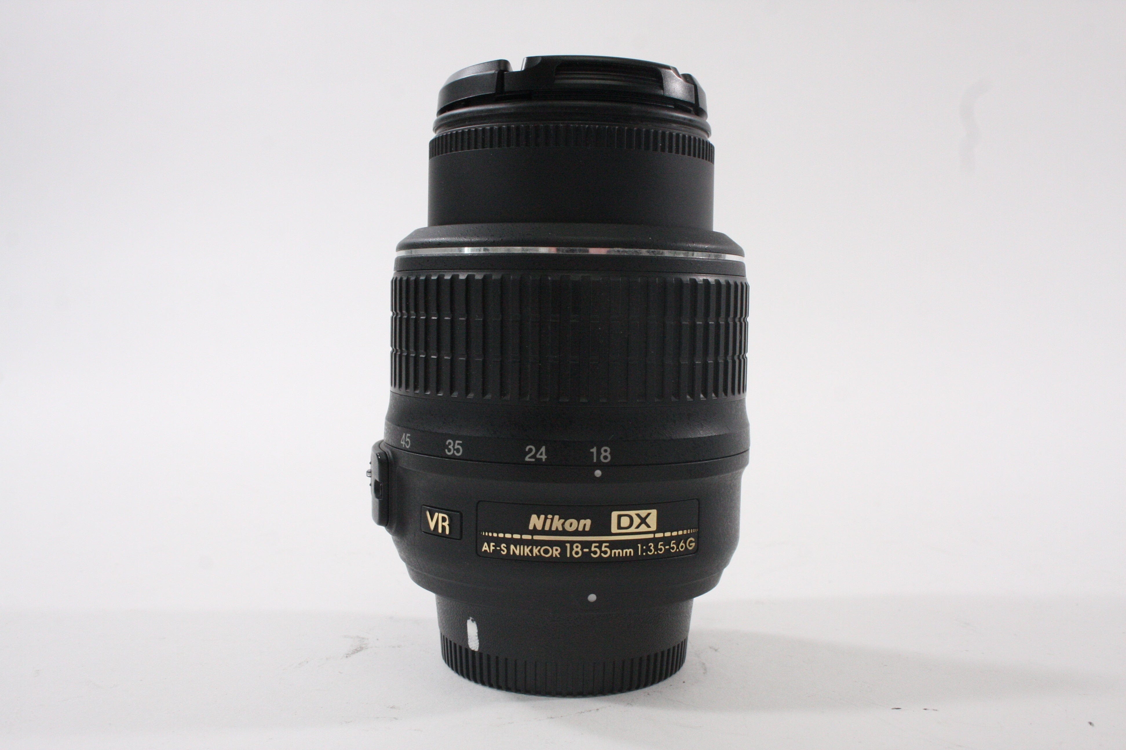 Nikon 18-55mm f/3.5-5.6 G VR AF-S APS-C DX Lens for Nikon F Mount