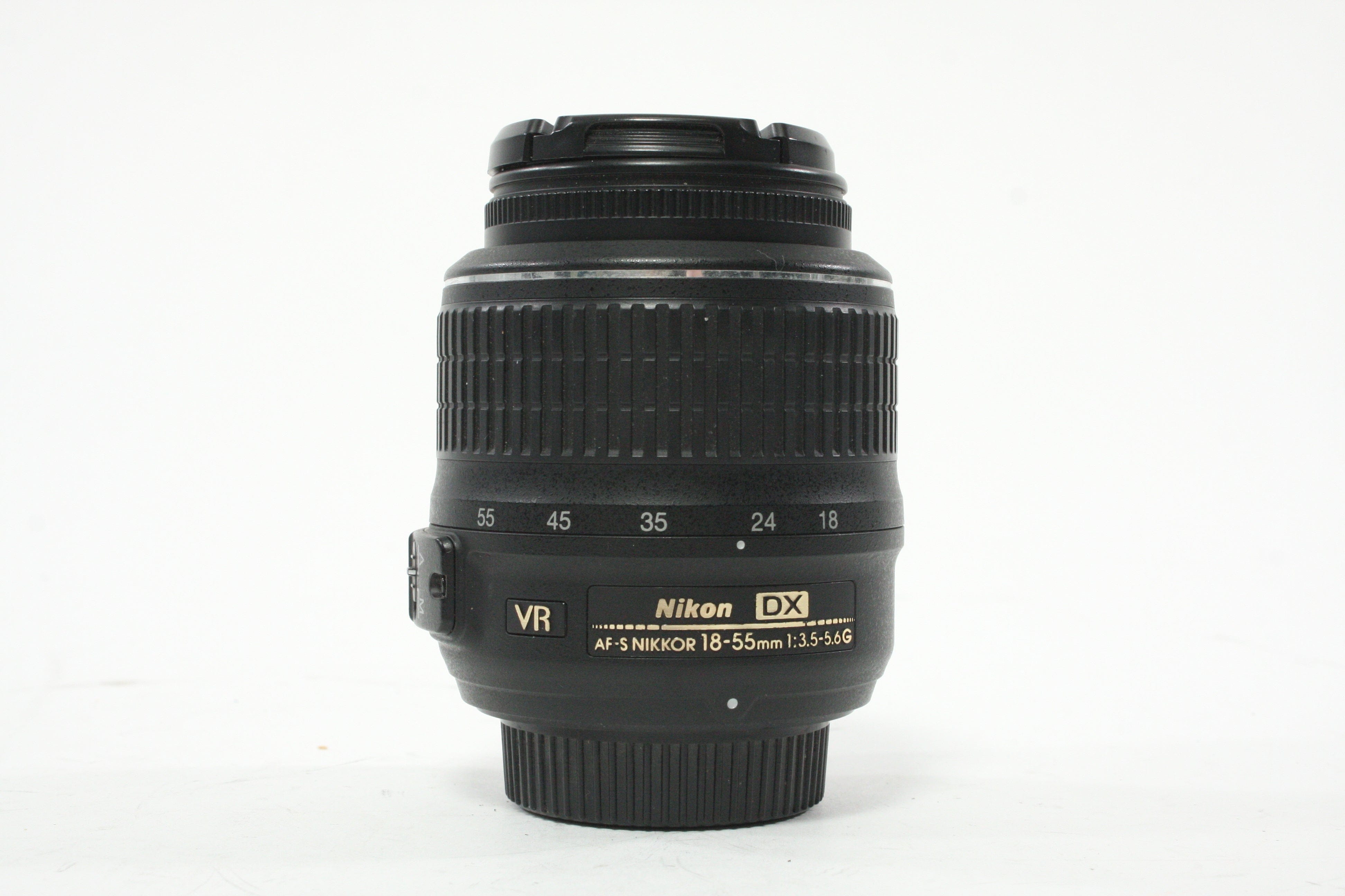 Nikon 18-55mm f/3.5-5.6 G VR DX AF-S Lens for Nikon AF Mount