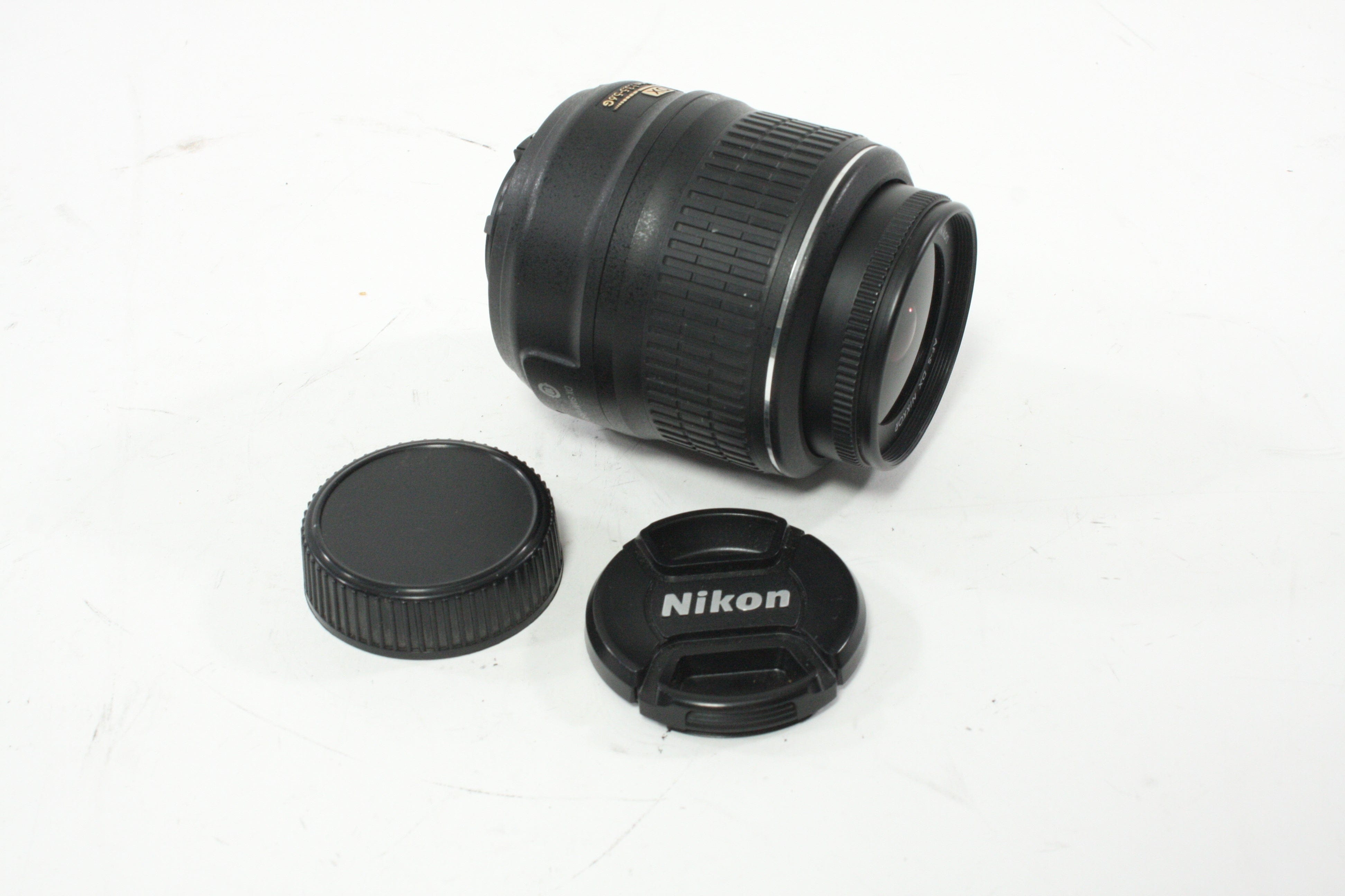 Nikon 18-55mm f/3.5-5.6 G VR DX AF-S Lens for Nikon AF Mount