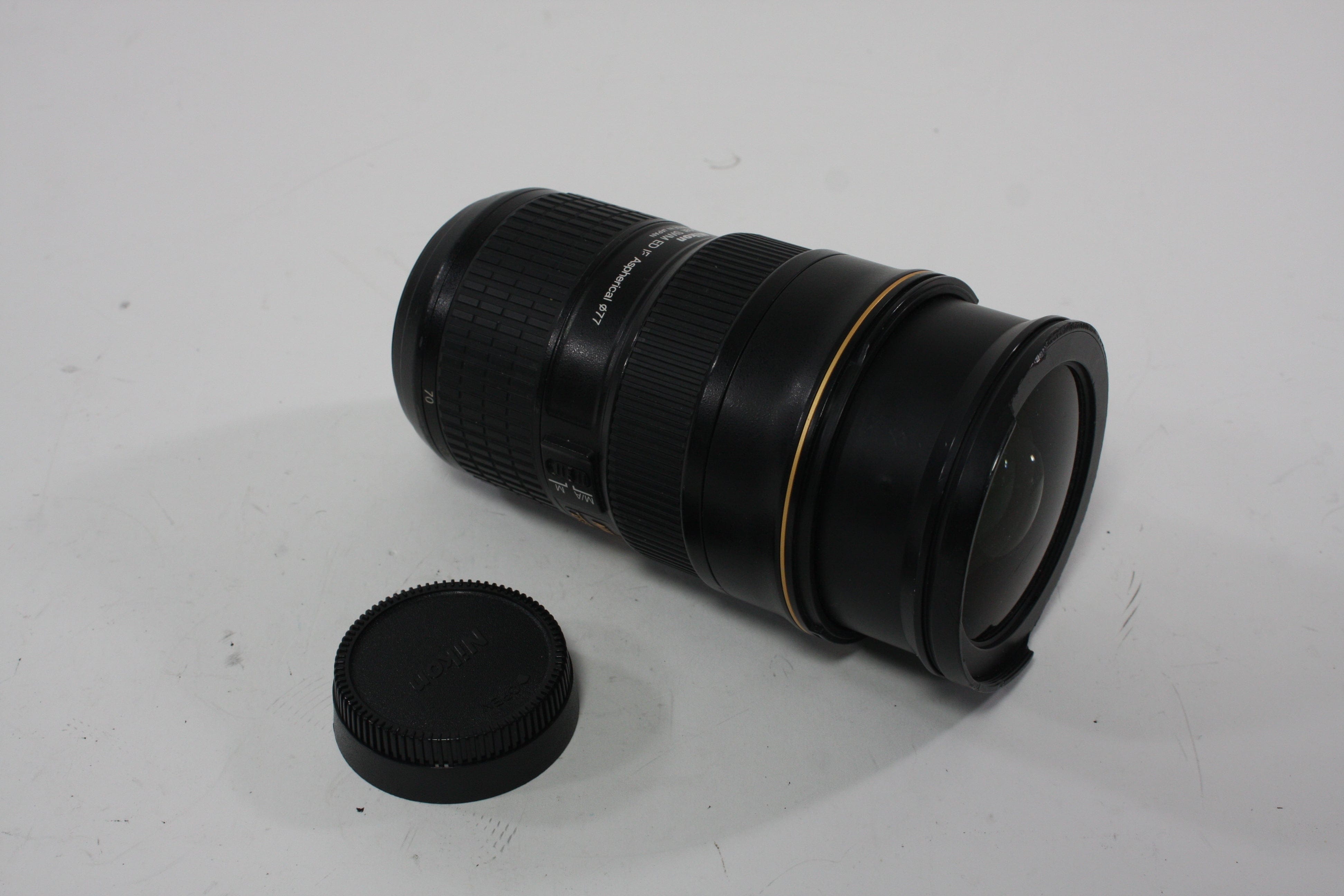Nikon 24-70mm f/2.8 G ED Lens for Nikon F Mount AS-IS