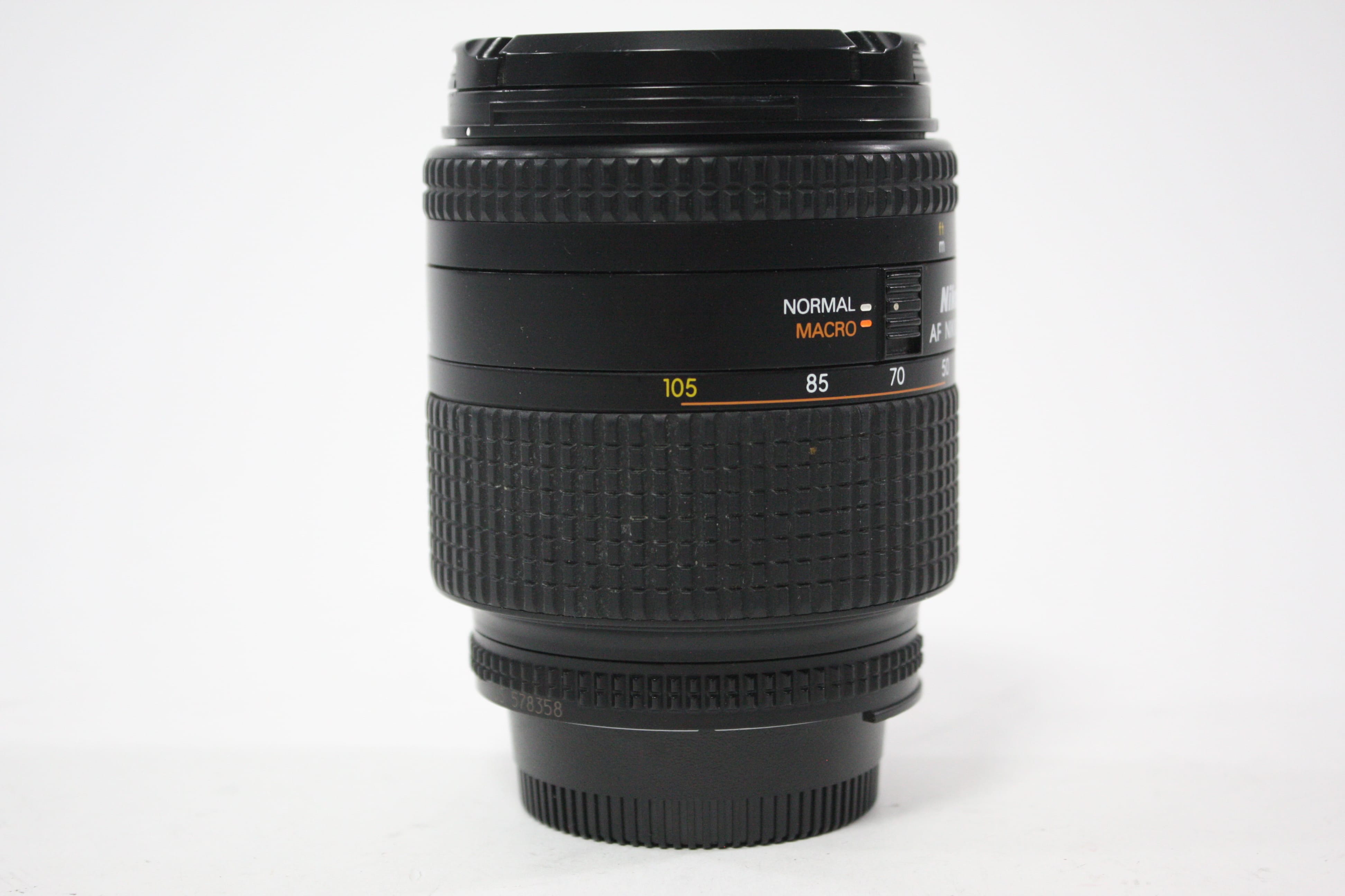 Nikon 28-105mm f/3.5-4.5D Nikkor AIS for Nikon F Mount