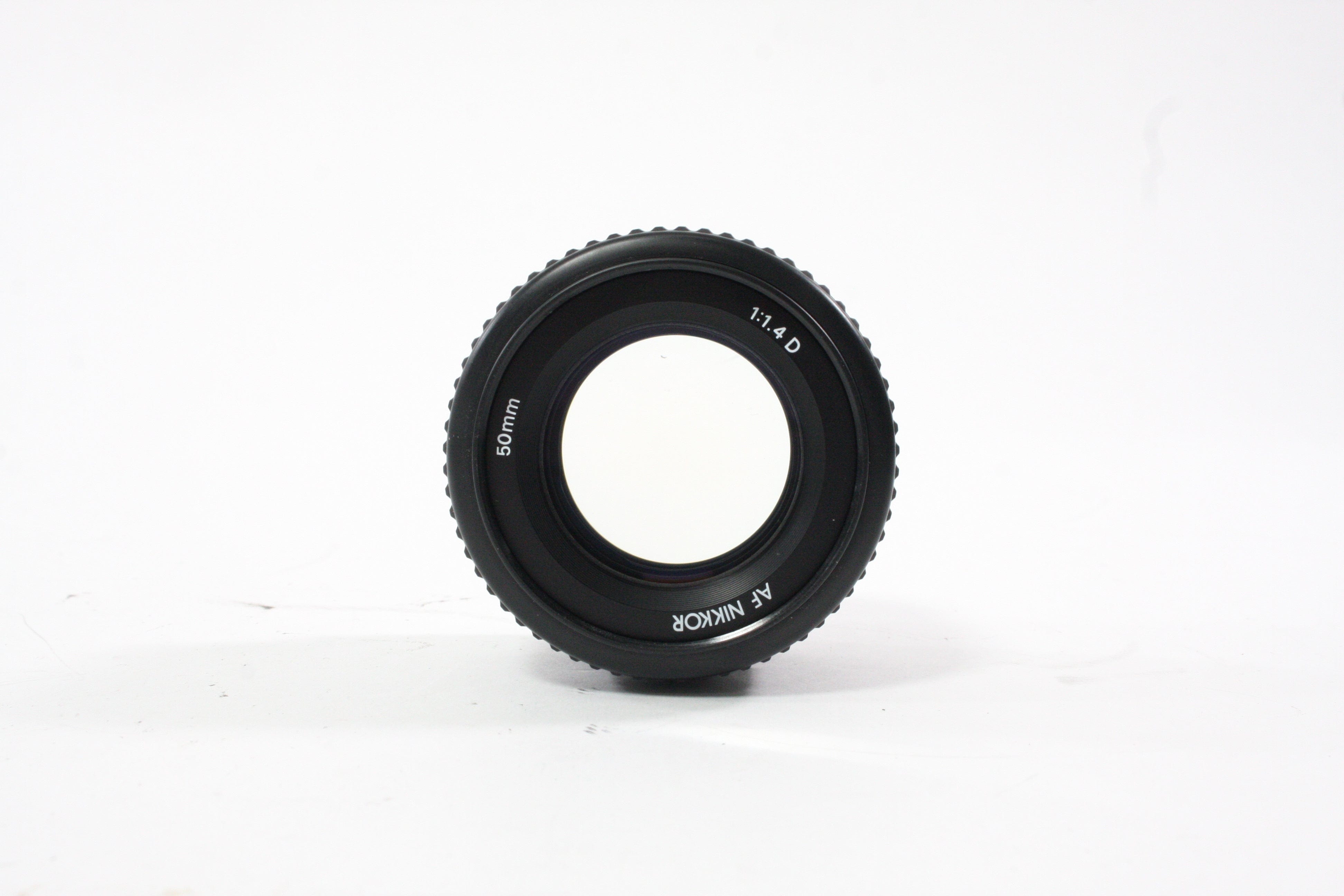 Nikon 50mm f/1.4 D AF Nikkor Lens for Nikon AF Mount