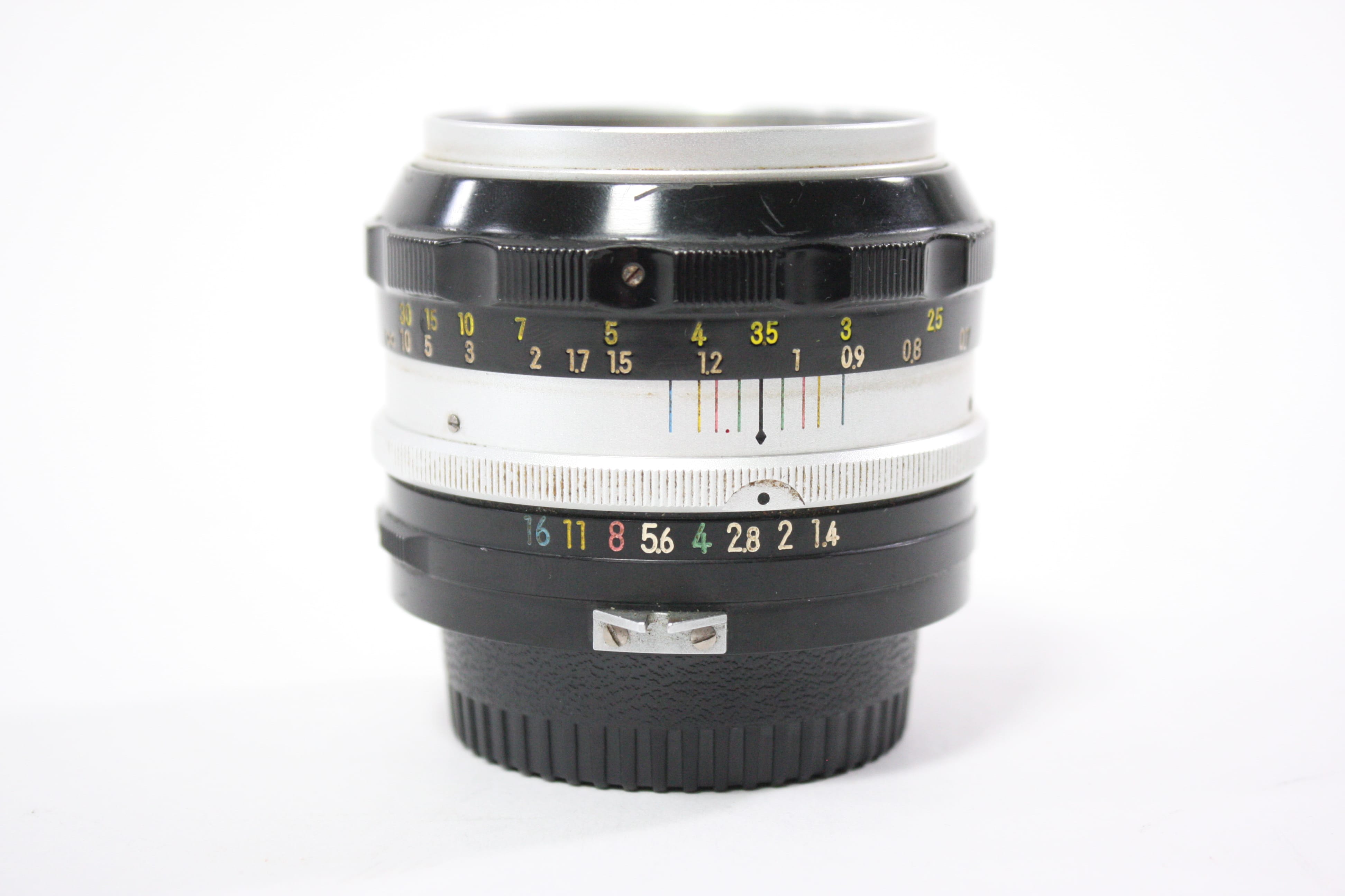 Nikon 50mm f/1.4 Nikkor-S Non-AI Lens for Nikon F Mount