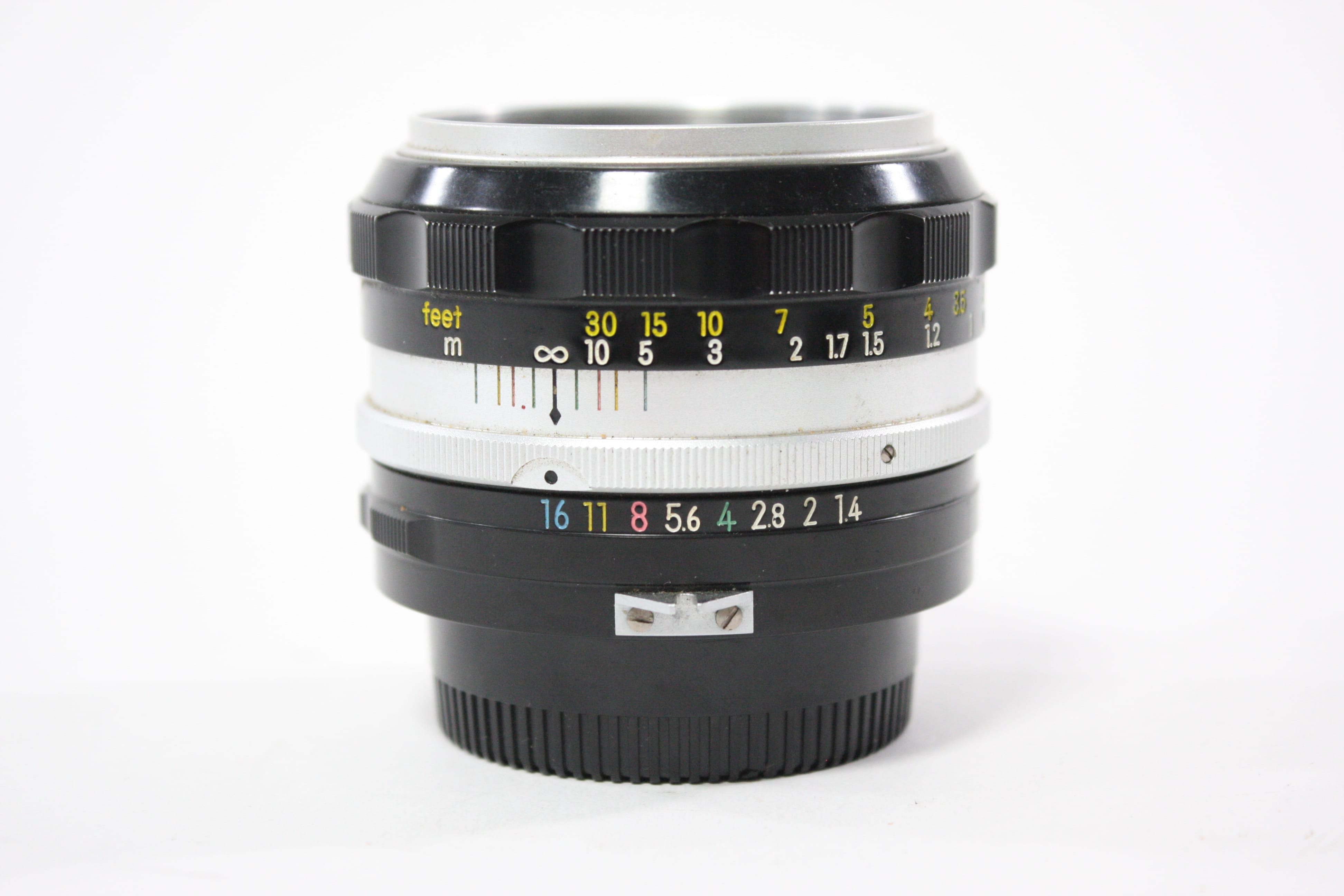 Nikon 50mm f/1.4 Nikkor-S Non-AI Lens for Nikon F Mount