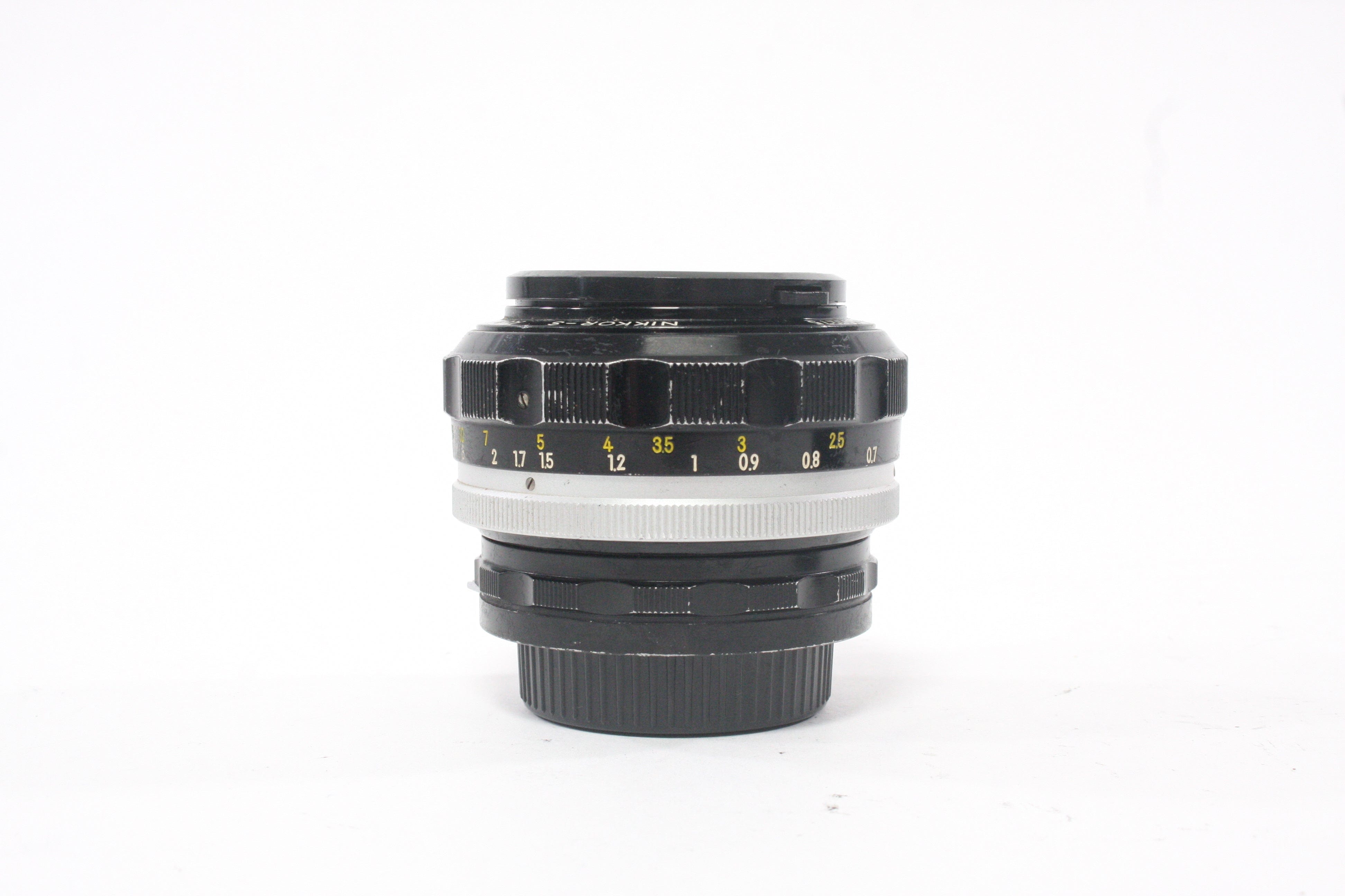 Nikon 55 f/1.2 Nikkor-S Non-AI Lens for Nikon F Mount