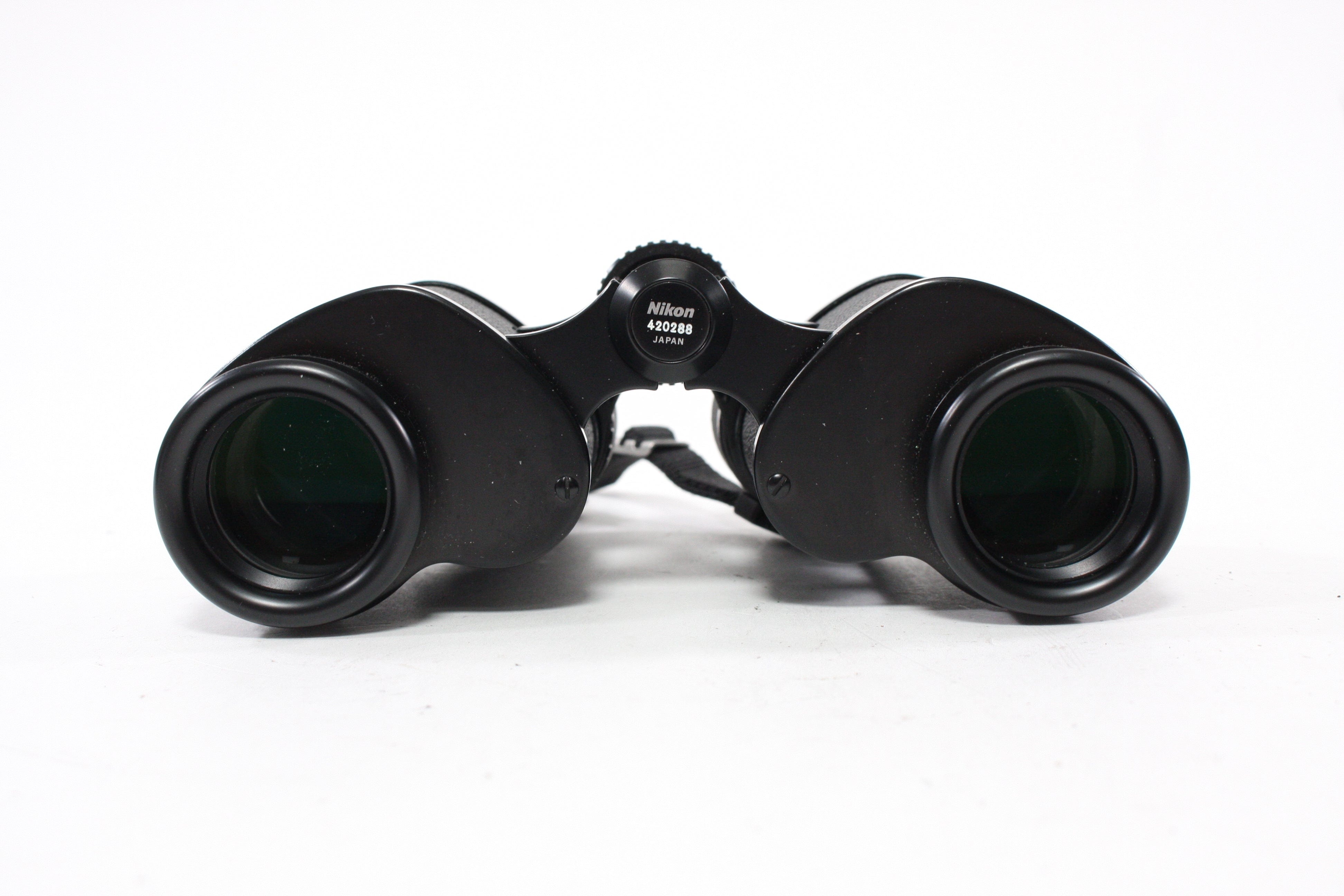 Nikon 8x30 8.3 WFC Binoculars with Case