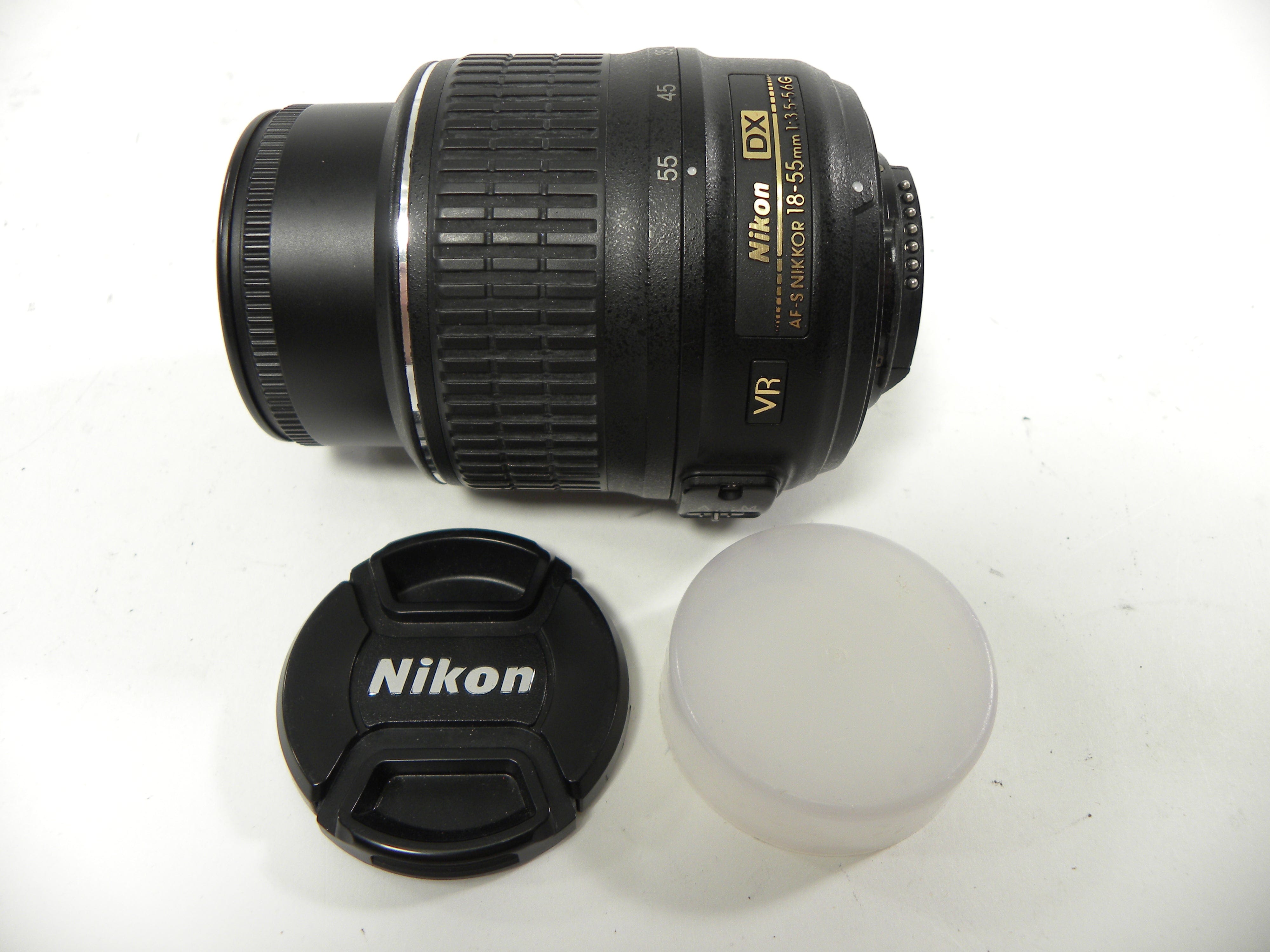 Nikon AF-S Nikkor DX VR 18-55mm f3.5-5.6G