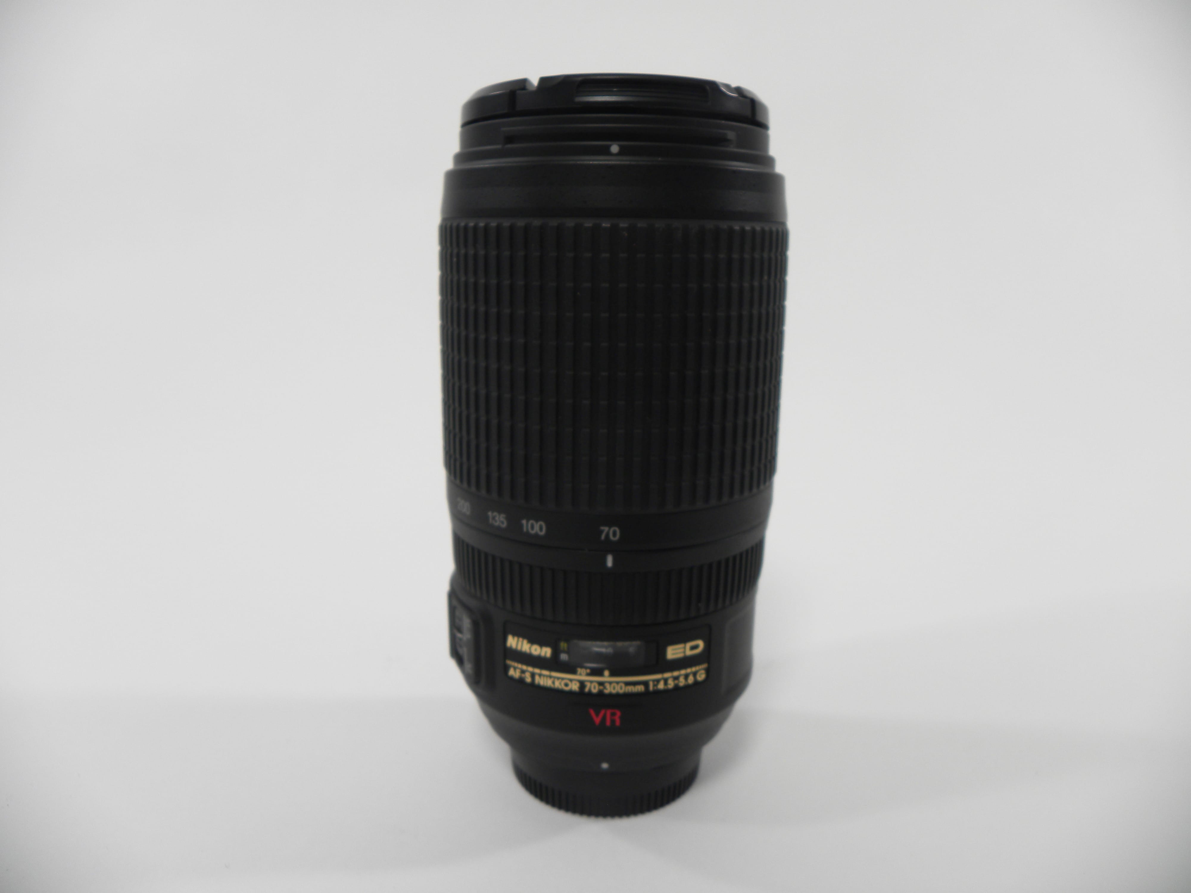 Nikon AF-S Nikkor VR ED 70-300mm f4.5-5.6G