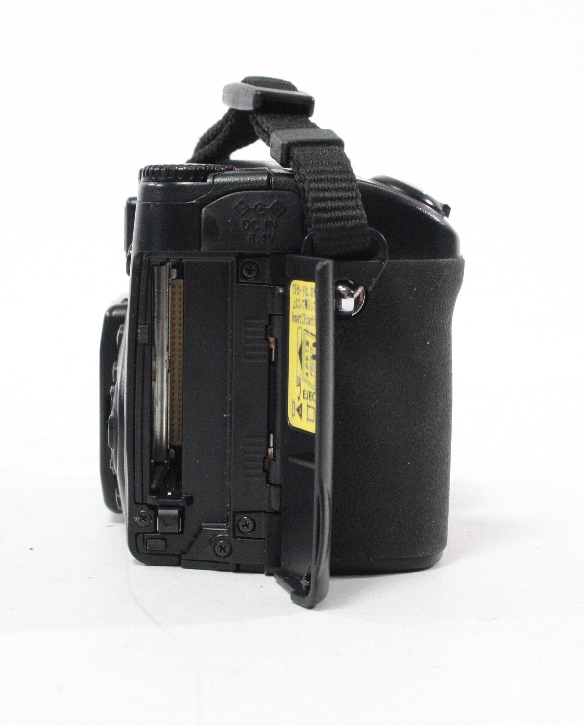 Nikon Coolpix 5400 Digital Camera 4x Zoom 5.1mp
