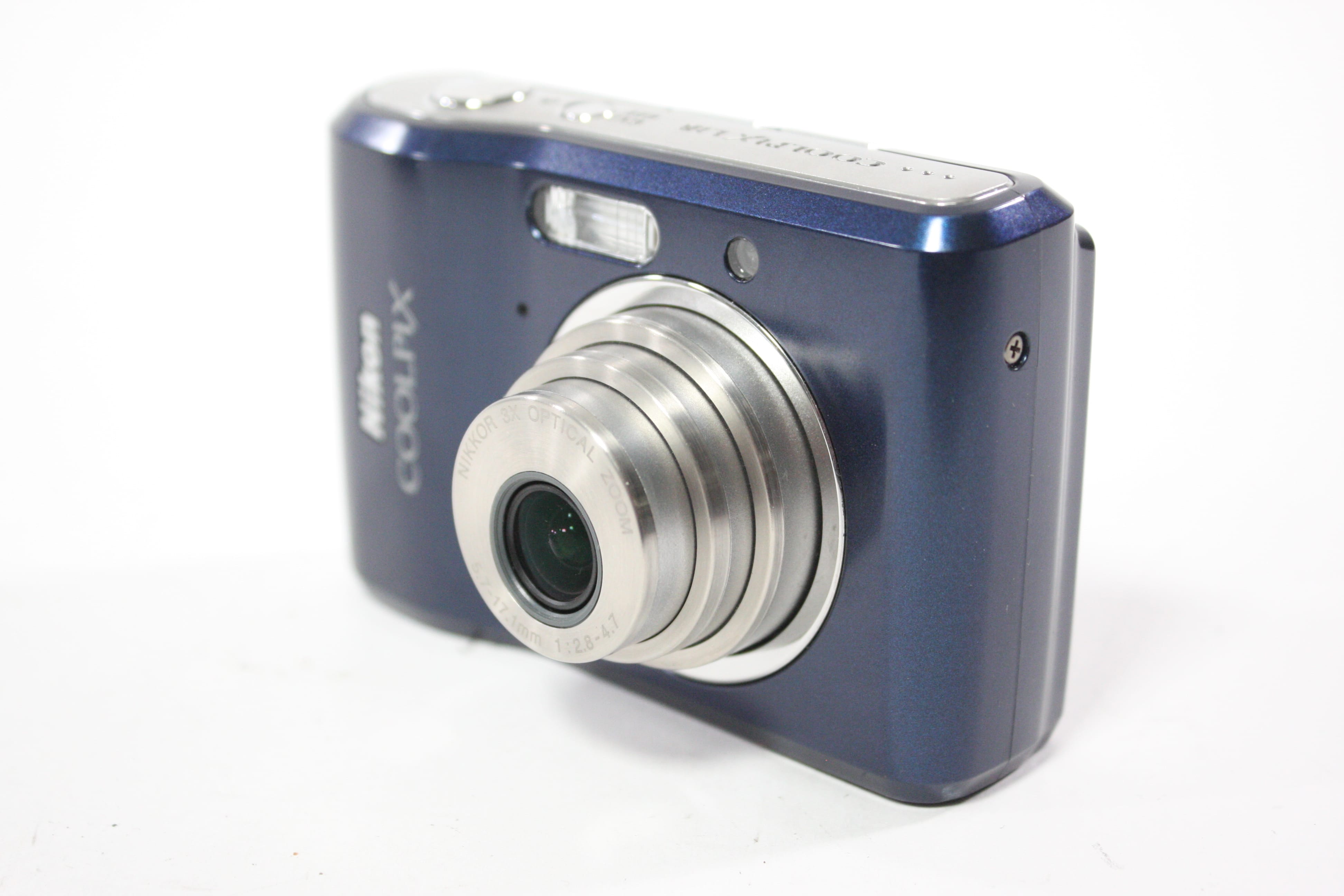Nikon Coolpix L18 Digital Point and Shoot Camera 3x Zoom 8mp (Blue)