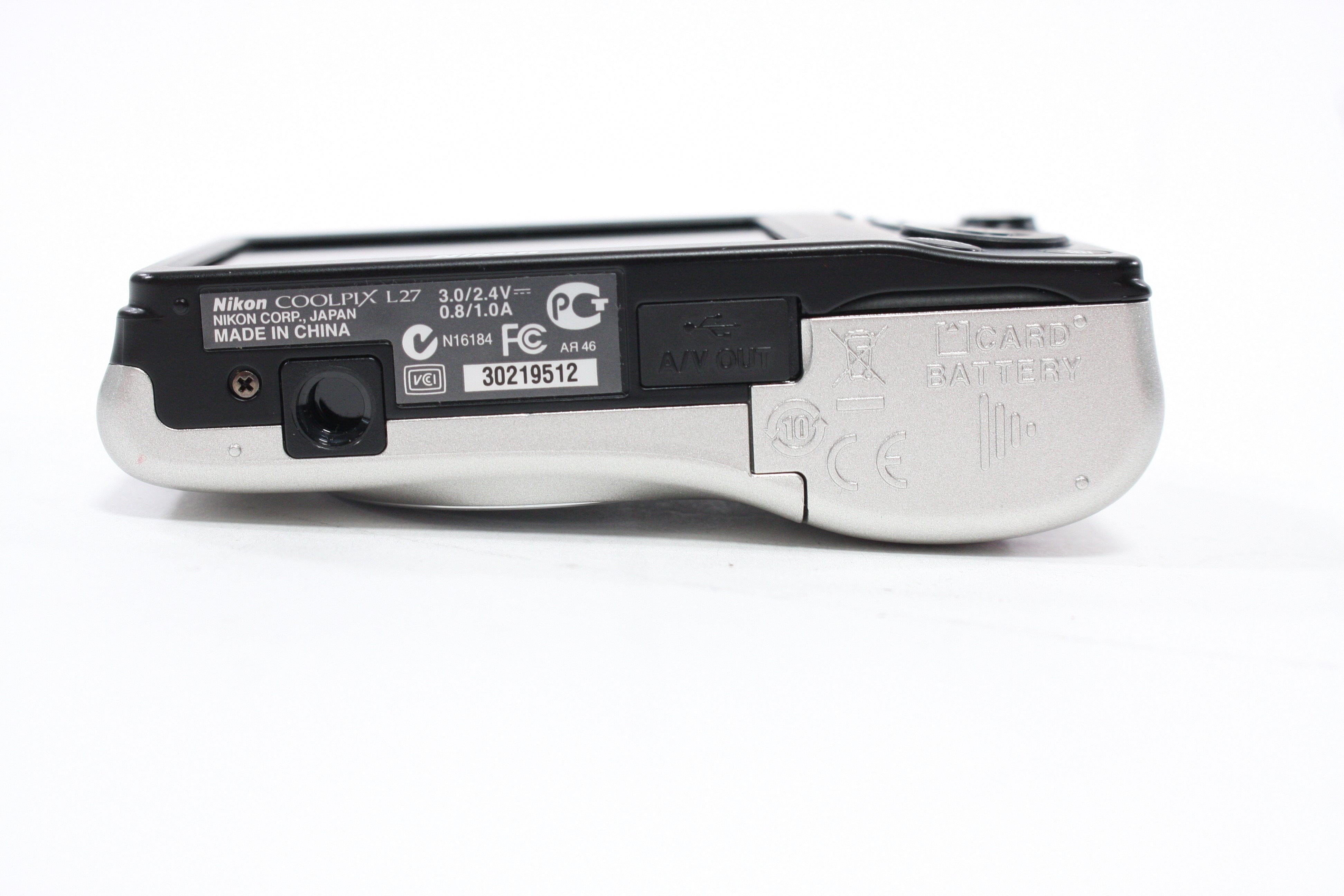 Nikon Coolpix L27 Digital Point-and-Shoot Camera 5x Zoom 16.1mp