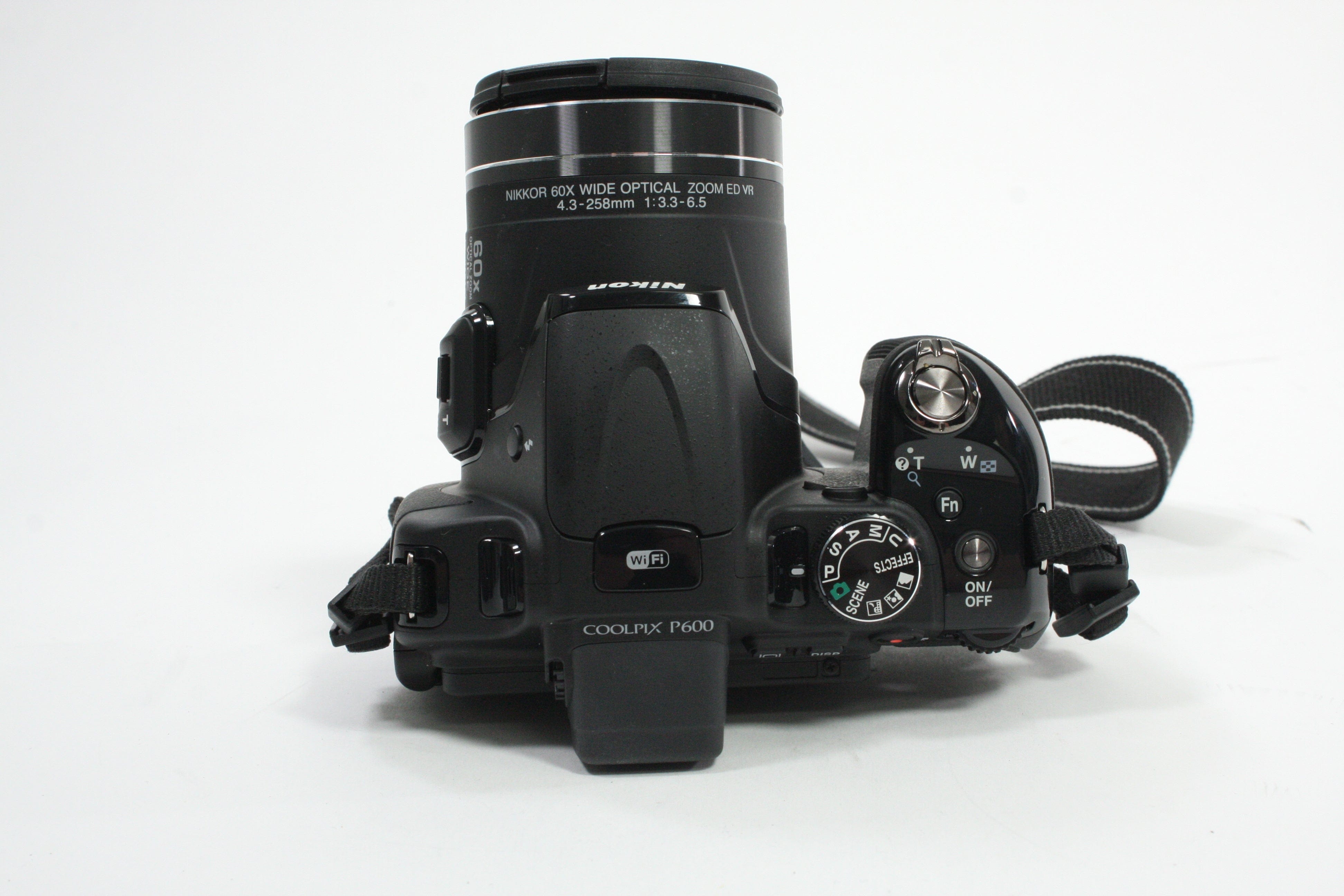 Nikon Coolpix P600 Digital Camera