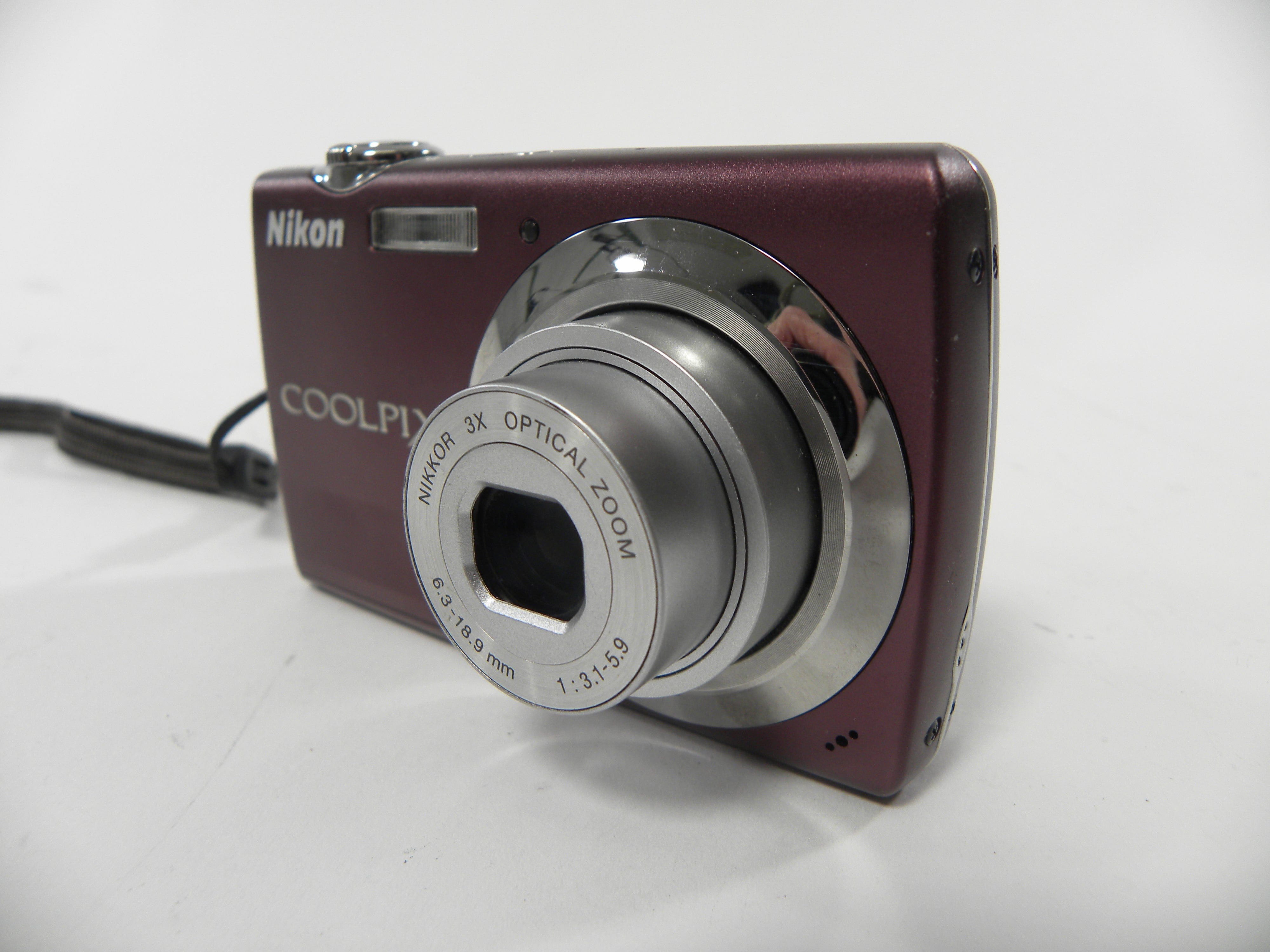 Nikon Coolpix S220 10.0mp Digital Camera (plum)