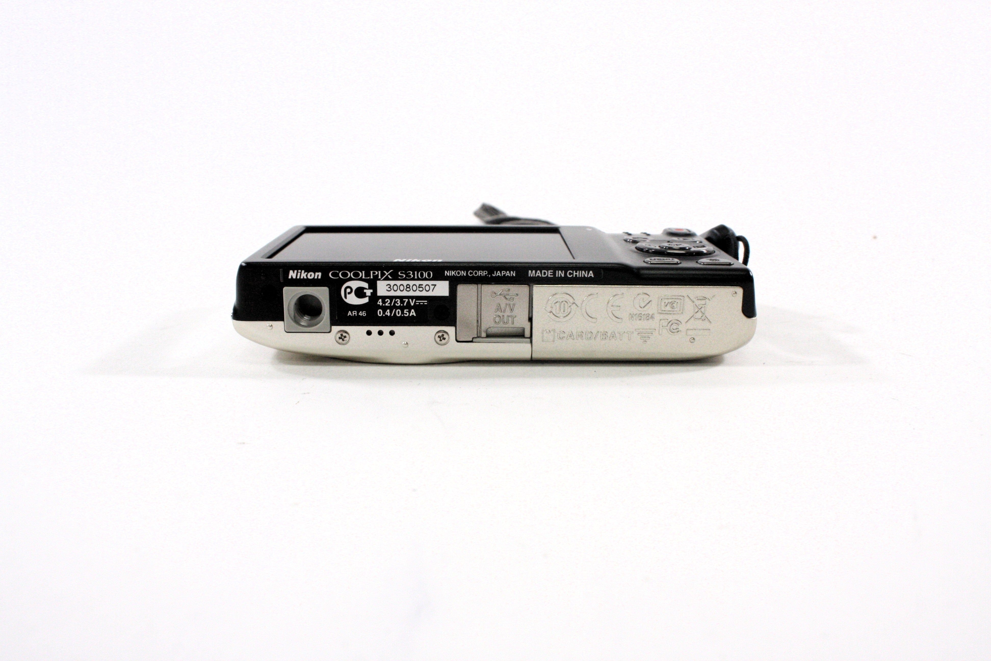 Nikon Coolpix S3100 Digital Point-and-Shoot Camera 5x Zoom 14.0mp (Silver)