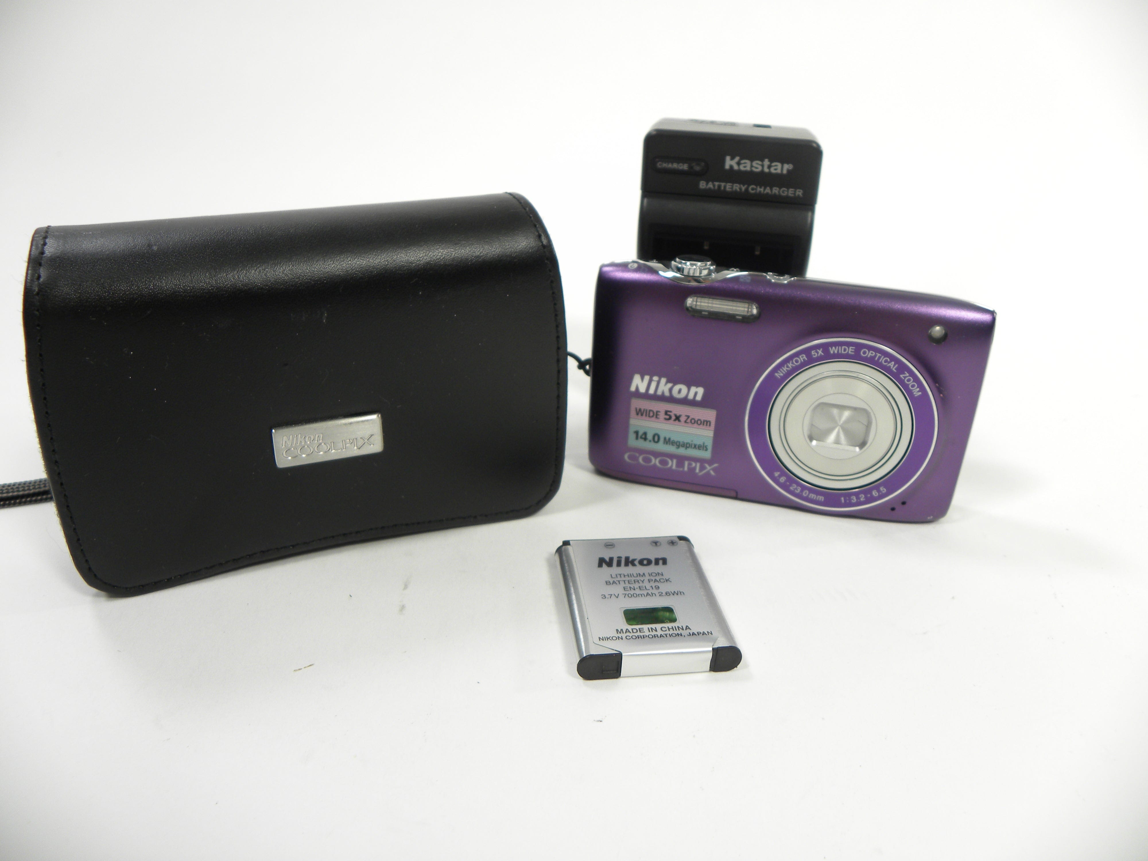 Nikon Coolpix S3100 Digital Point-and-Shoot Camera 5x Zoom 14mp (Purple)