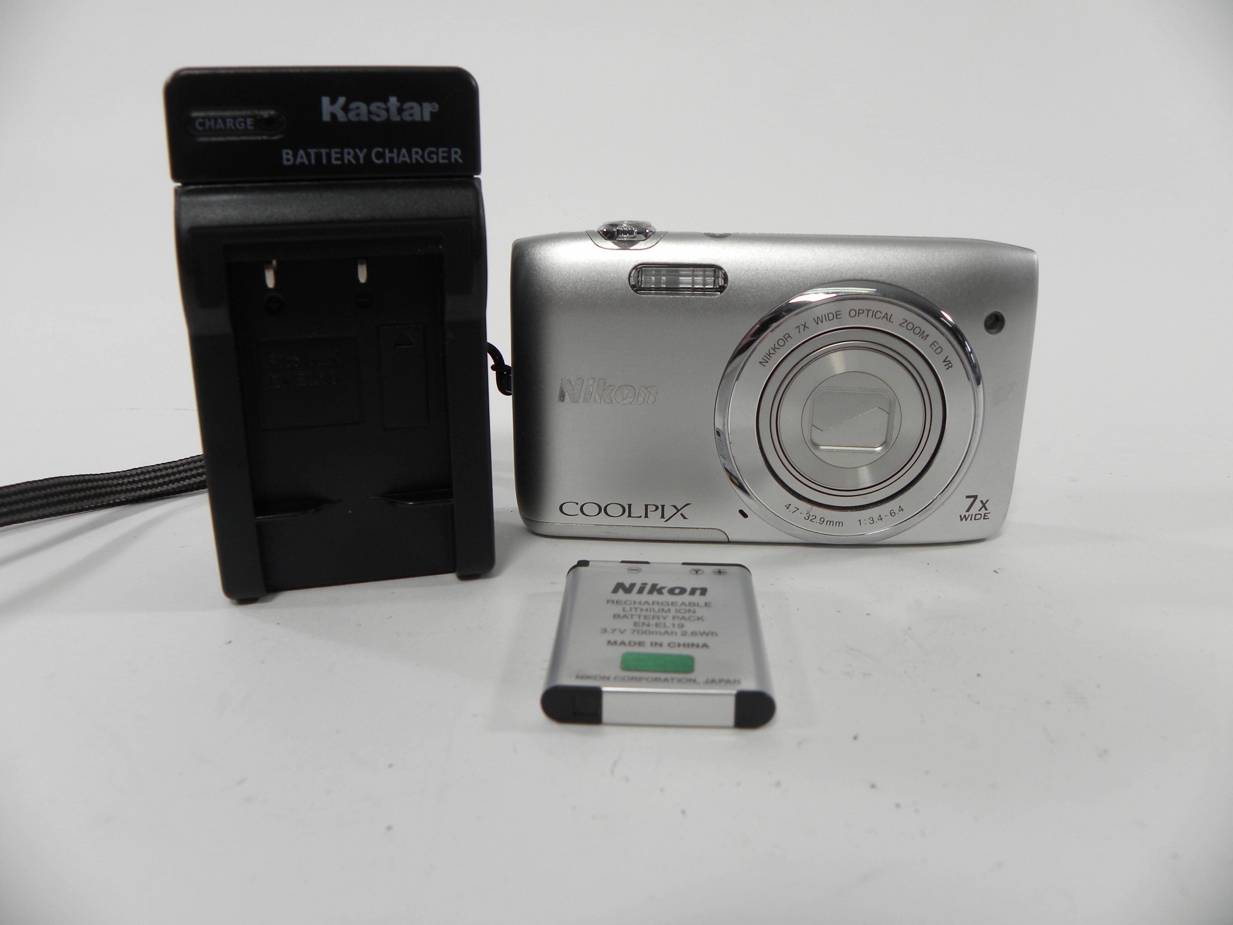 Nikon Coolpix S3500 20.0mp Digital Camera