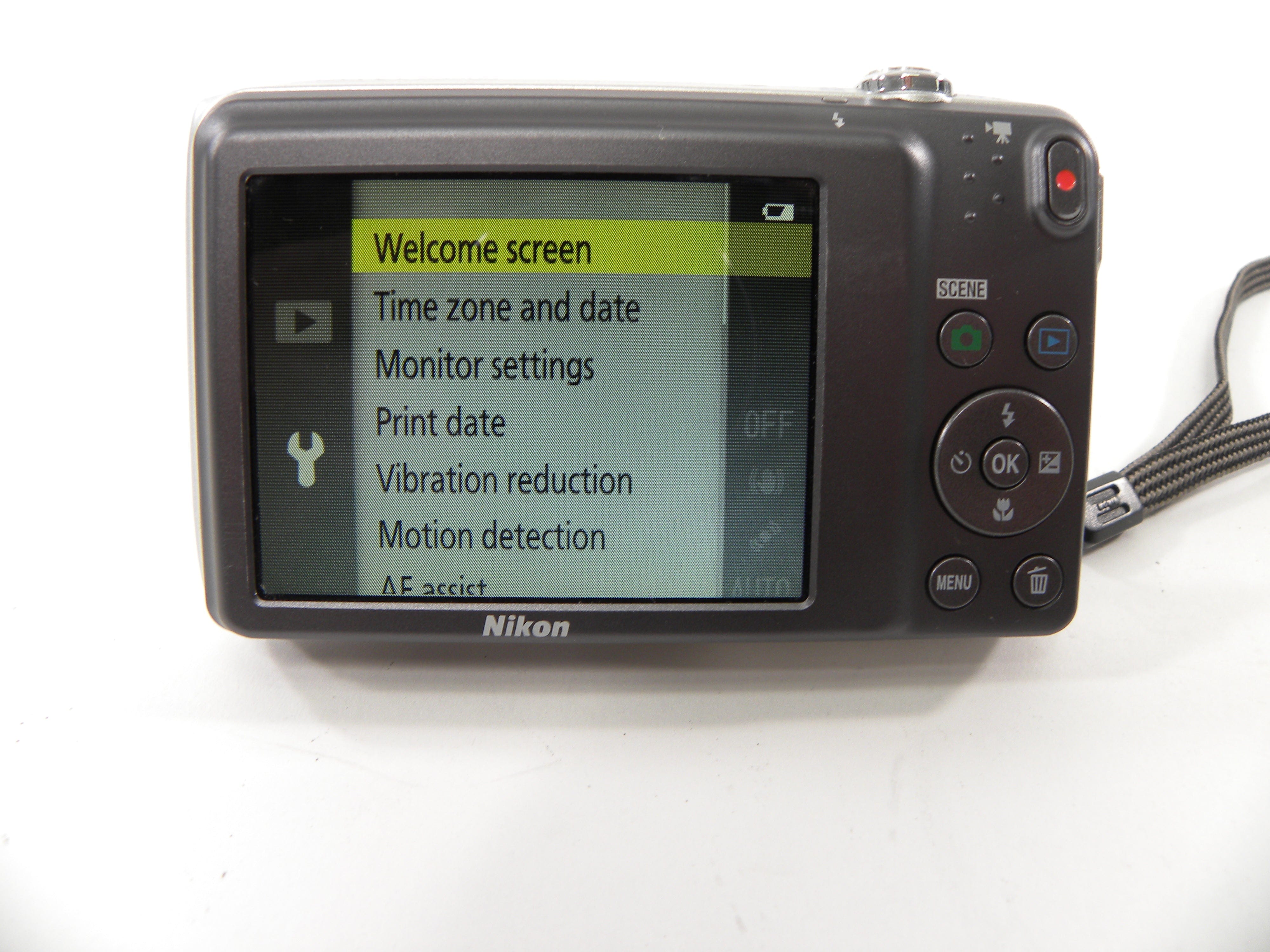 Nikon Coolpix S3500 20.0mp Digital Camera